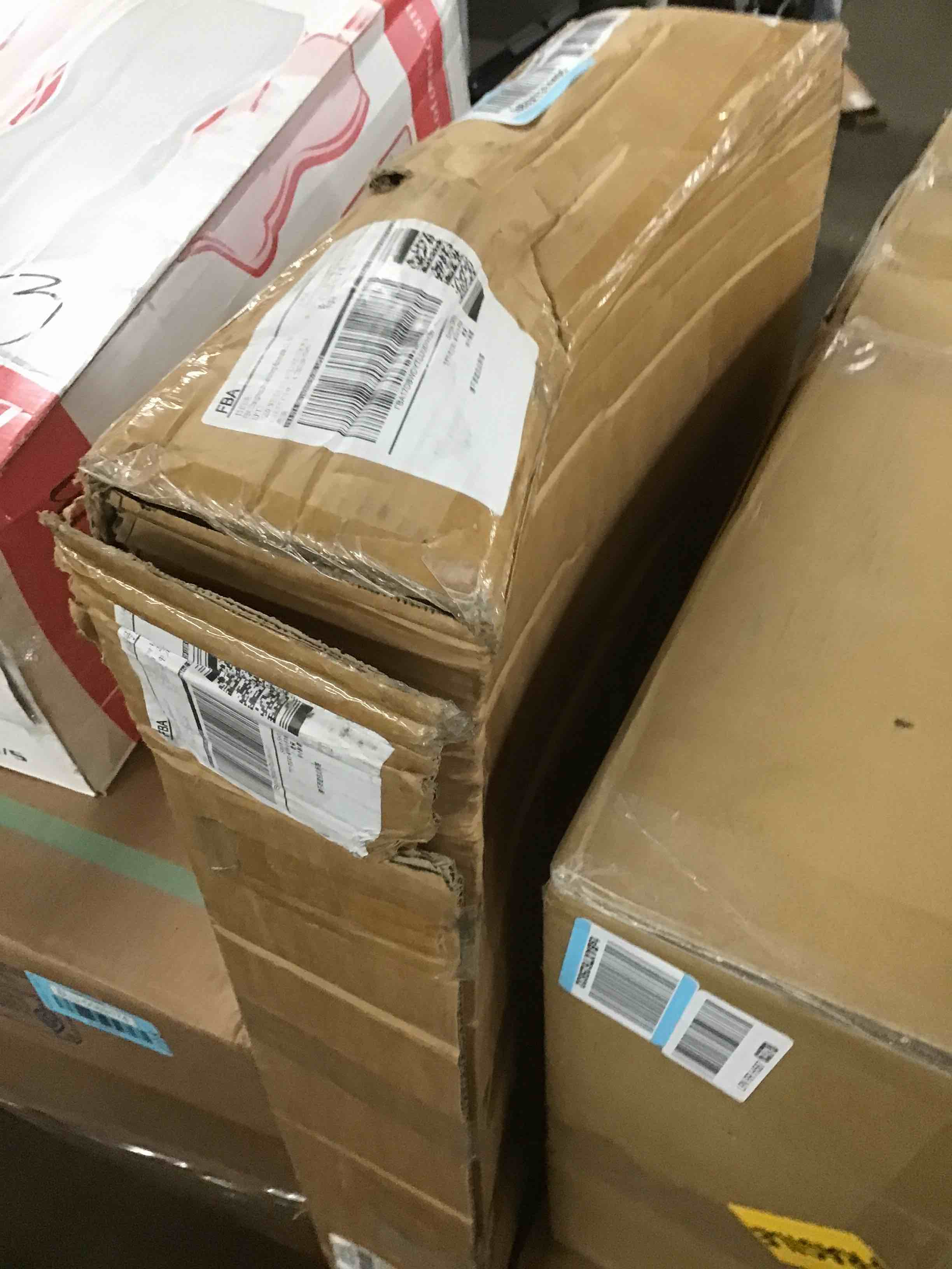 https://s3.amazonaws.com/lotting-images-prod/bidfta/BLU5589175_1708711423797.jpeg