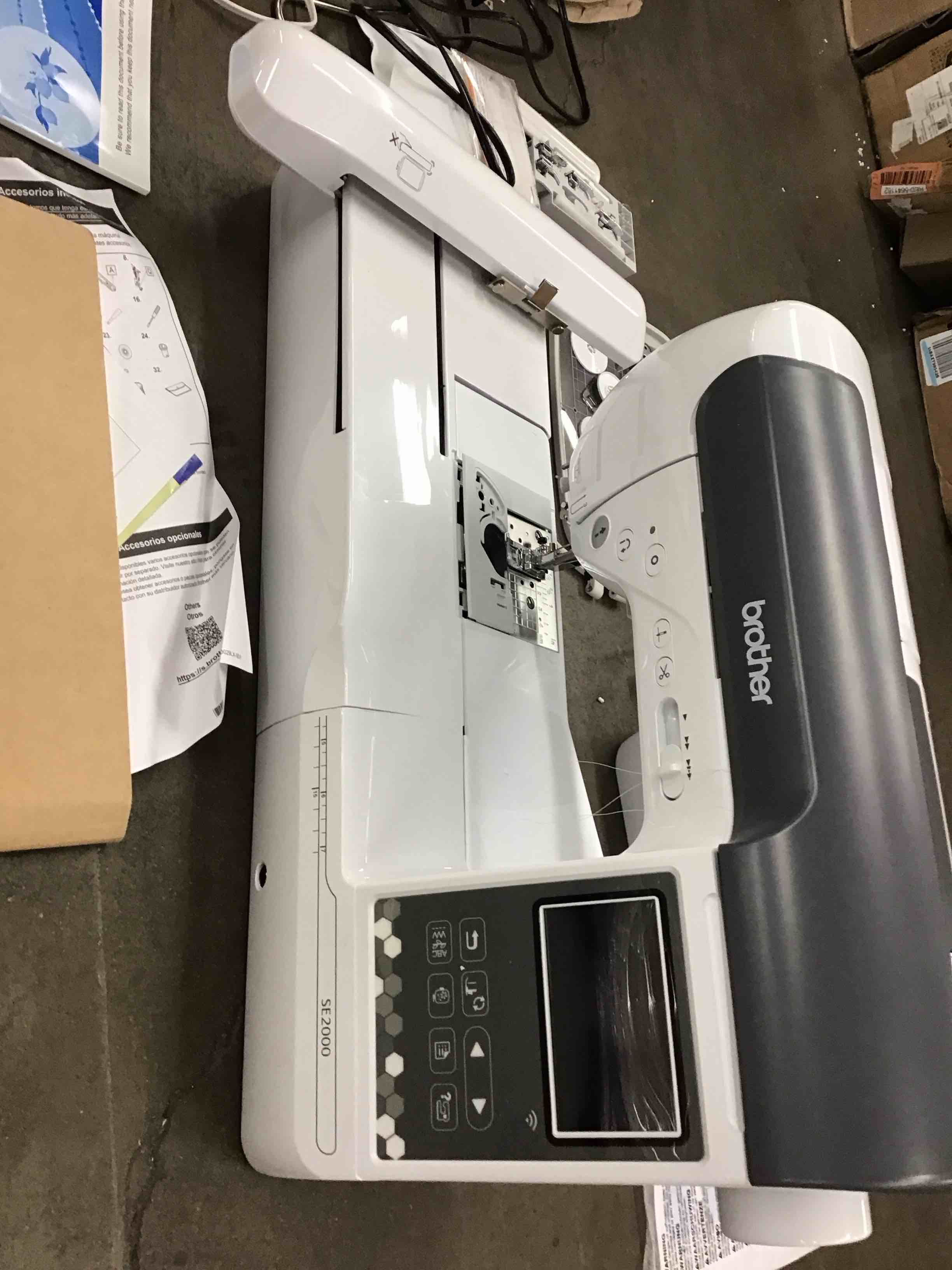 https://s3.amazonaws.com/lotting-images-prod/bidfta/BLU5589197_1709063567194.jpeg