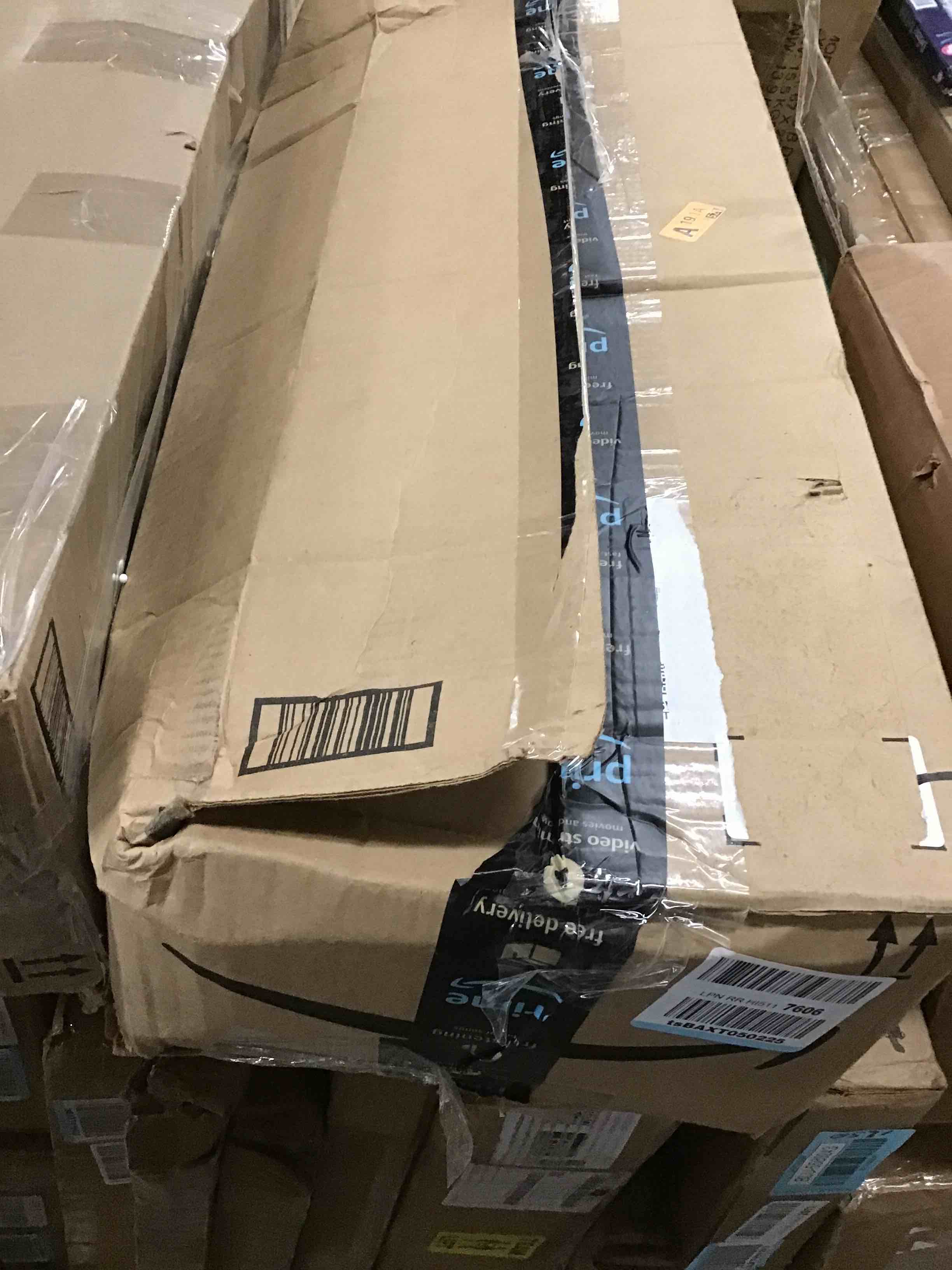 https://s3.amazonaws.com/lotting-images-prod/bidfta/BLU5589245_1709059861745.jpeg