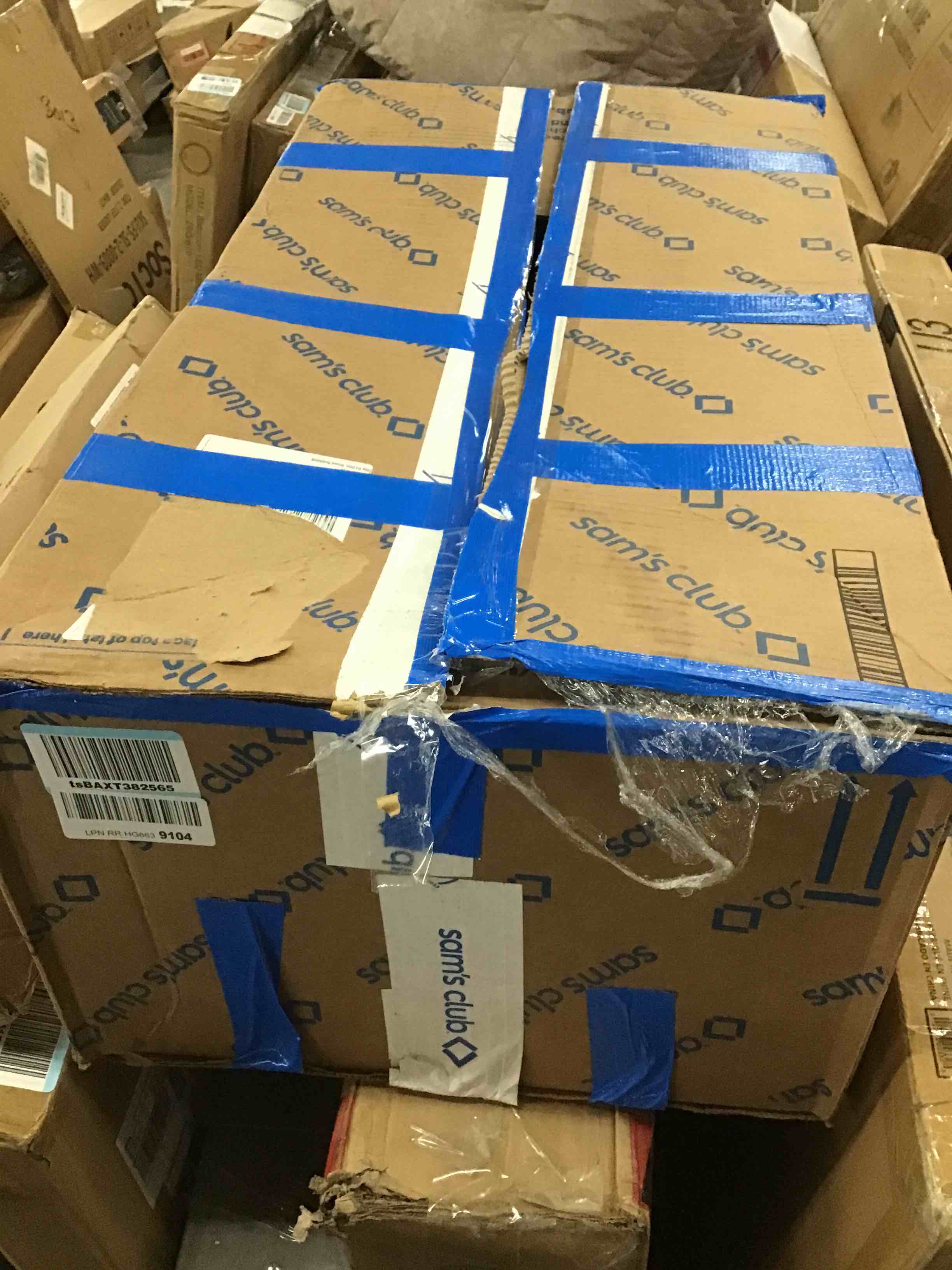https://s3.amazonaws.com/lotting-images-prod/bidfta/BLU5589255_1709063747030.jpeg