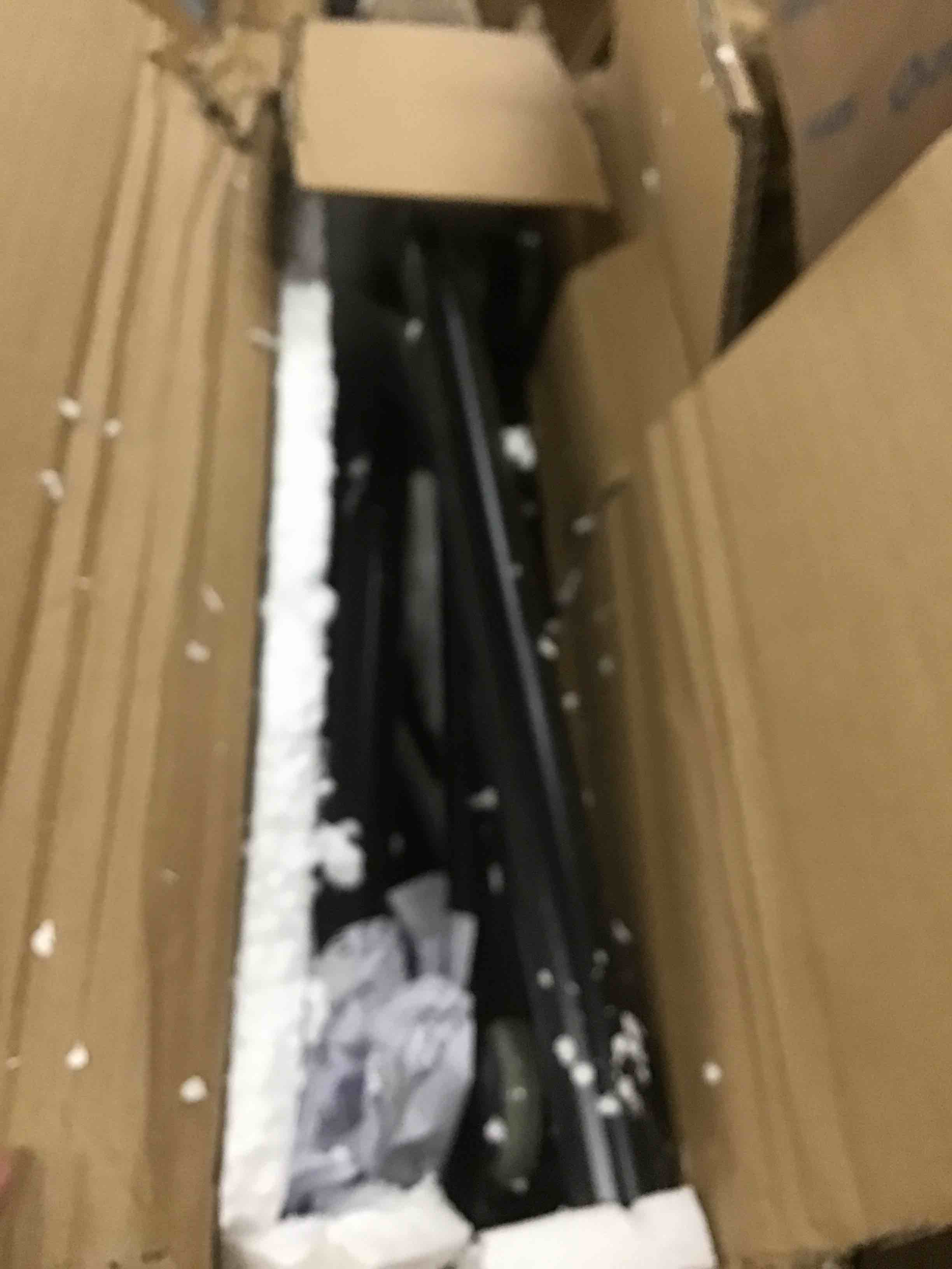 https://s3.amazonaws.com/lotting-images-prod/bidfta/BLU5589256_1709064077503.jpeg
