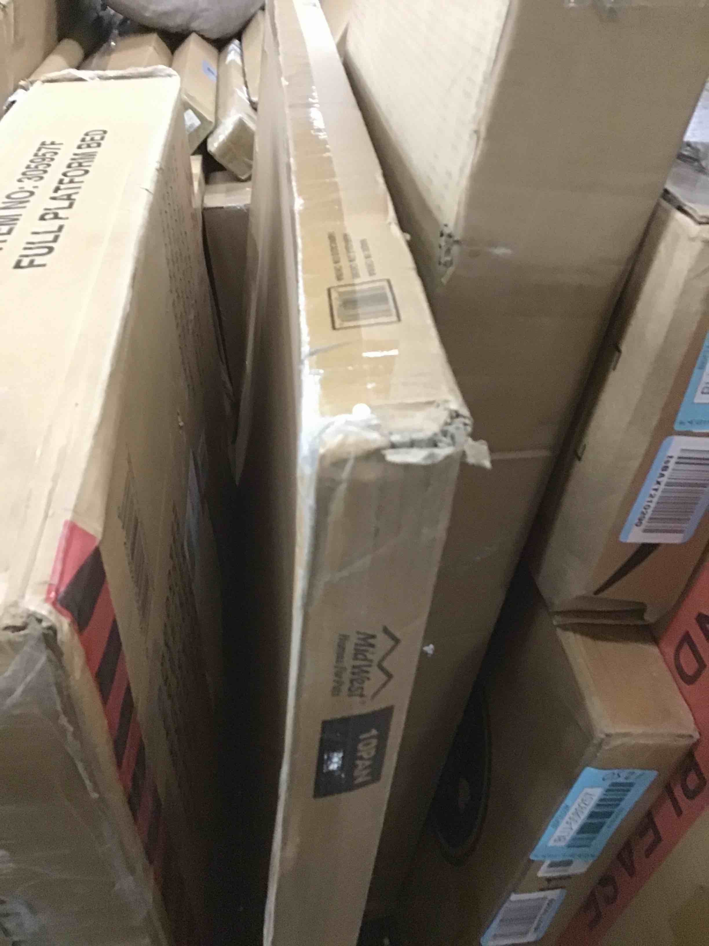 https://s3.amazonaws.com/lotting-images-prod/bidfta/BLU5589258_1709064382801.jpeg