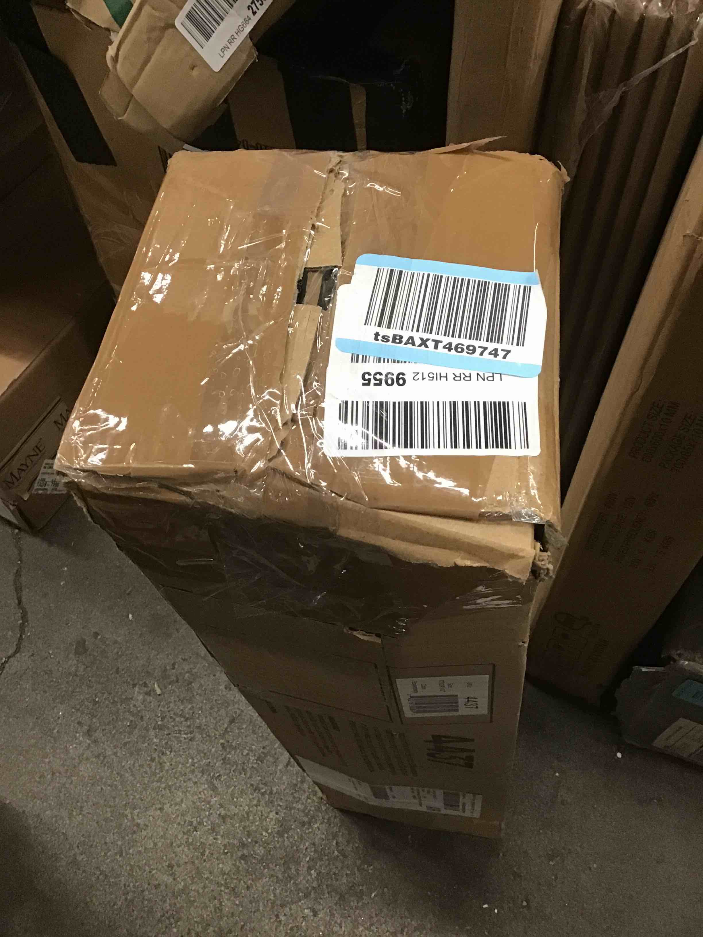 https://s3.amazonaws.com/lotting-images-prod/bidfta/BLU5589262_1709065348785.jpeg