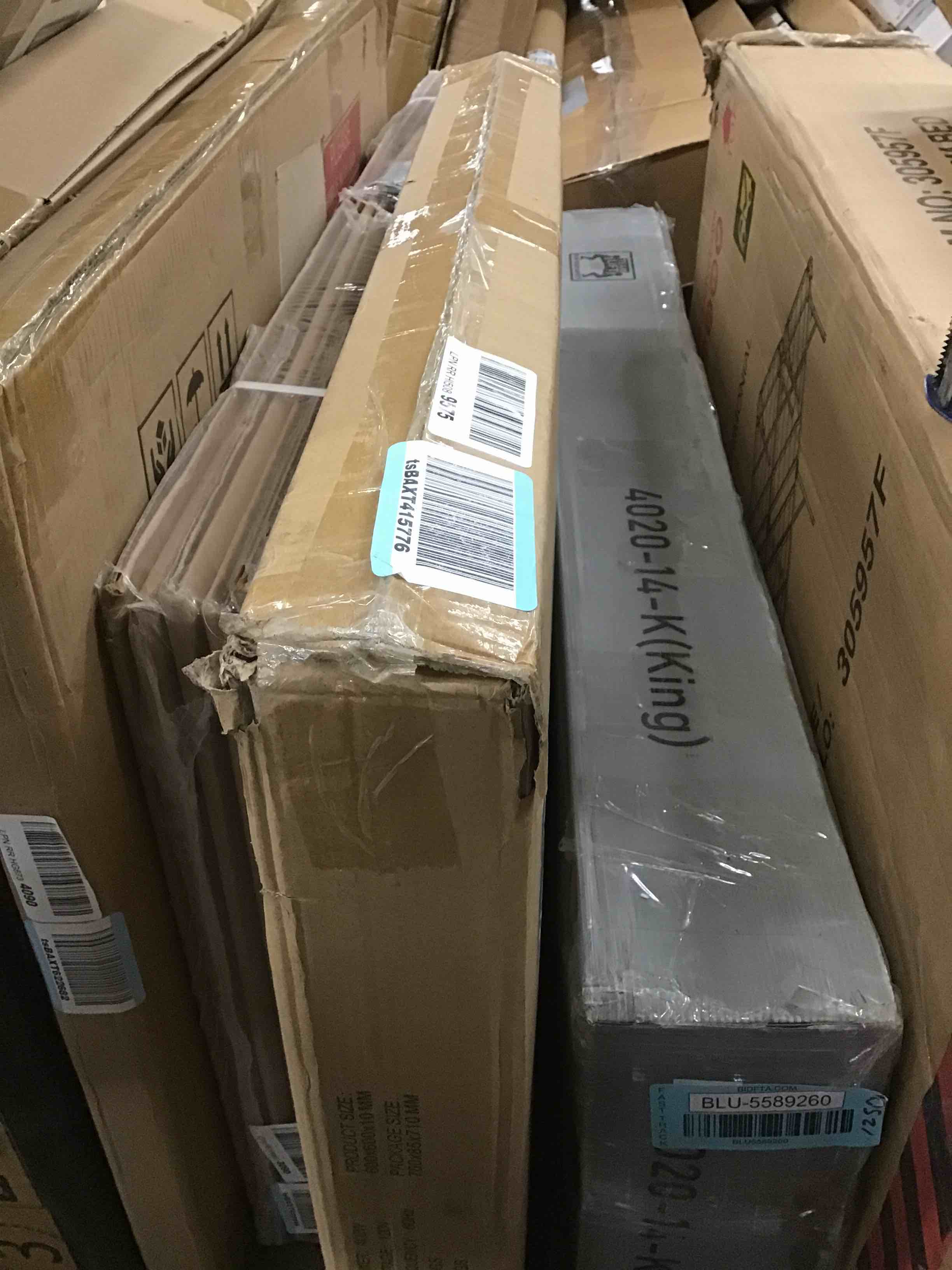 https://s3.amazonaws.com/lotting-images-prod/bidfta/BLU5589263_1709065413242.jpeg