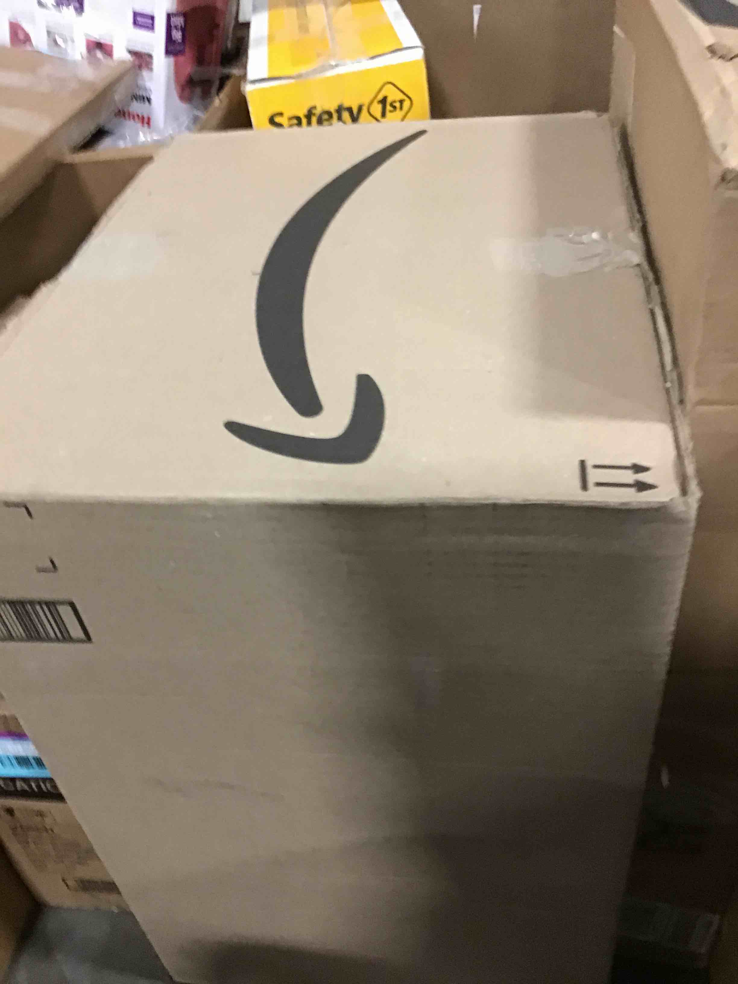 https://s3.amazonaws.com/lotting-images-prod/bidfta/BLU5589571_1704315244302.jpeg