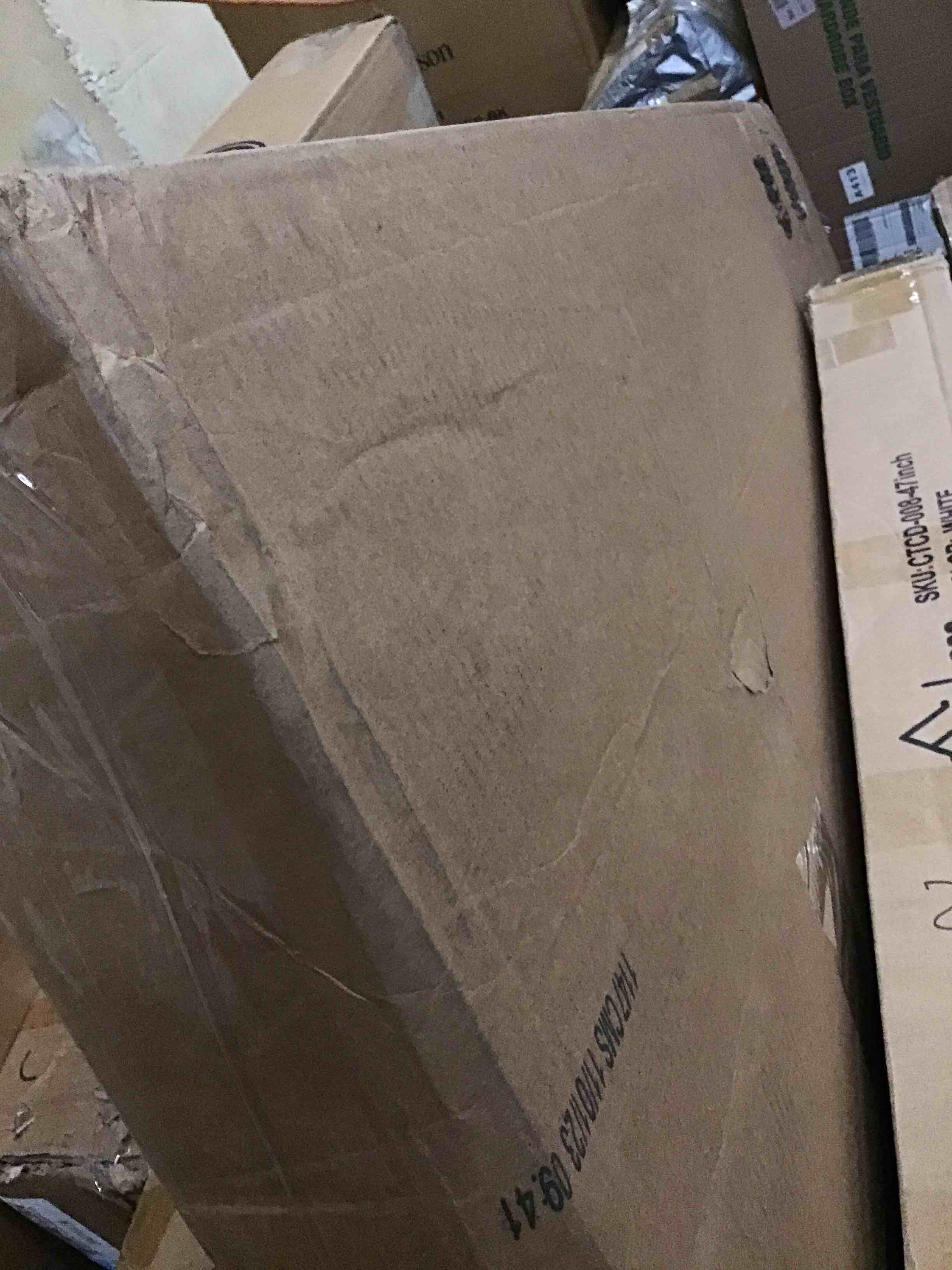 https://s3.amazonaws.com/lotting-images-prod/bidfta/BLU5590277_1705500478278.jpeg