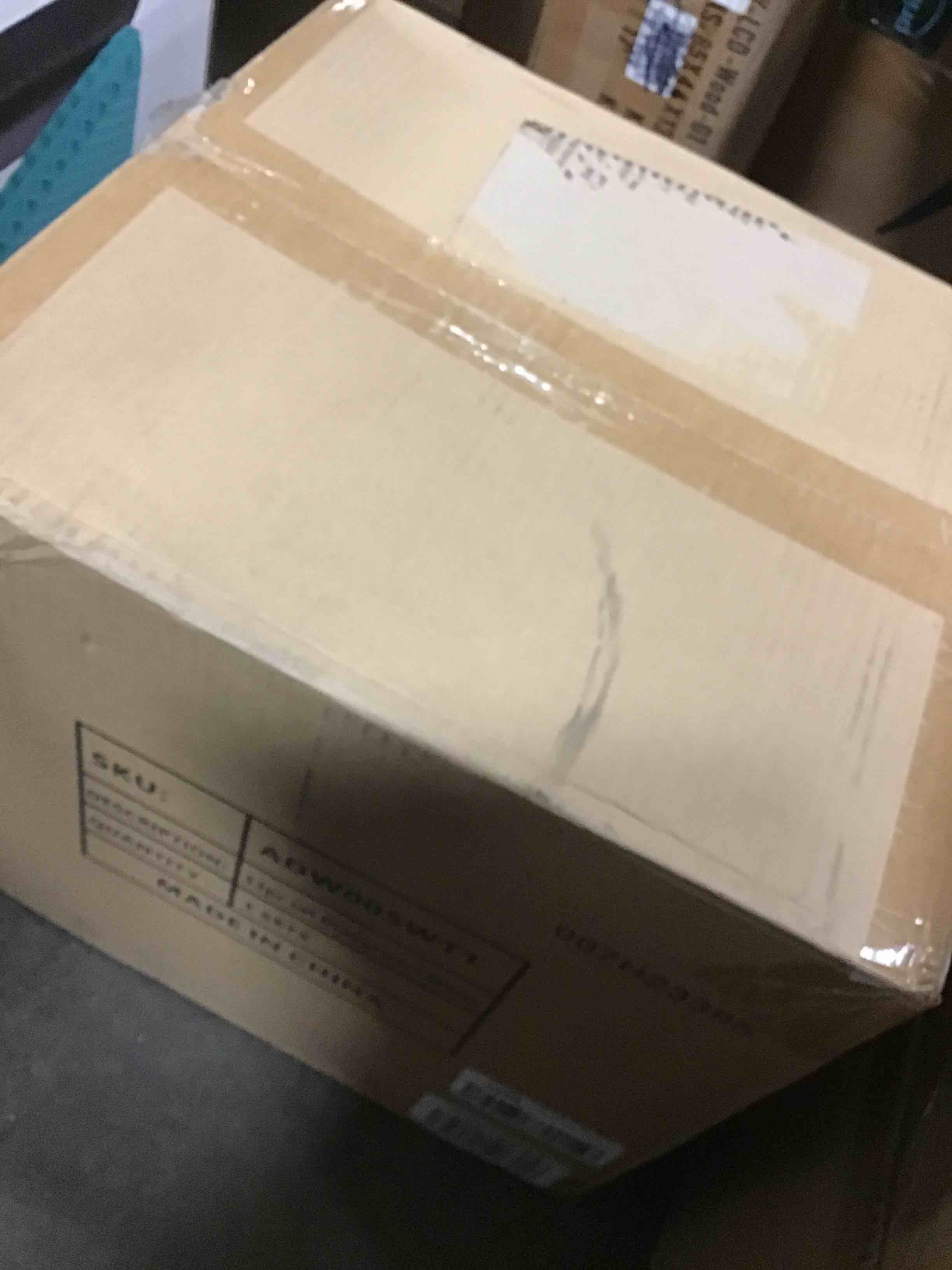 https://s3.amazonaws.com/lotting-images-prod/bidfta/BLU5590484_1706208727733.jpeg