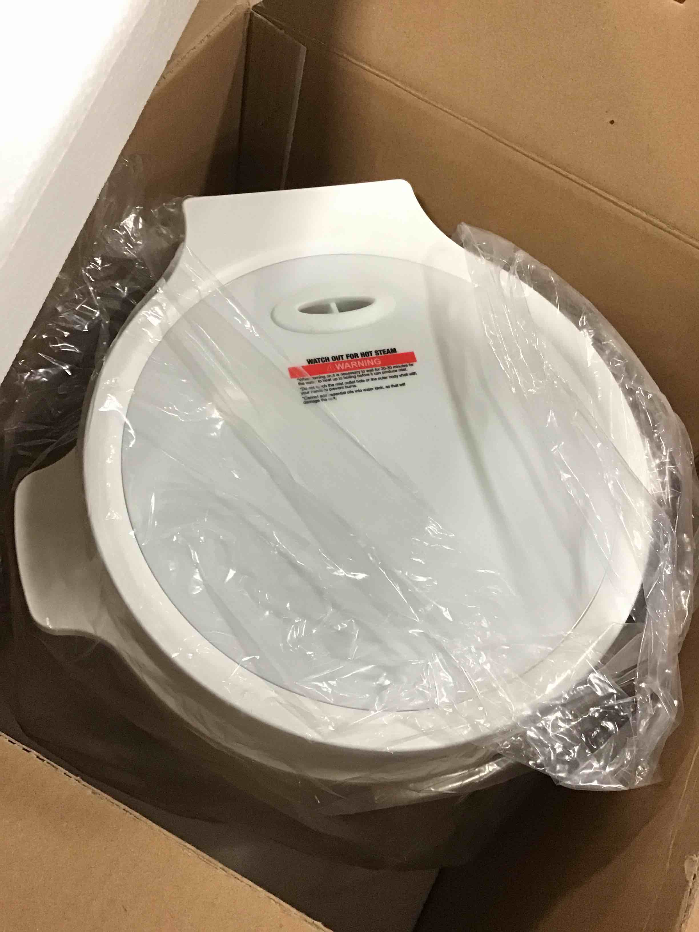 https://s3.amazonaws.com/lotting-images-prod/bidfta/BLU5590487_1706209065436.jpeg