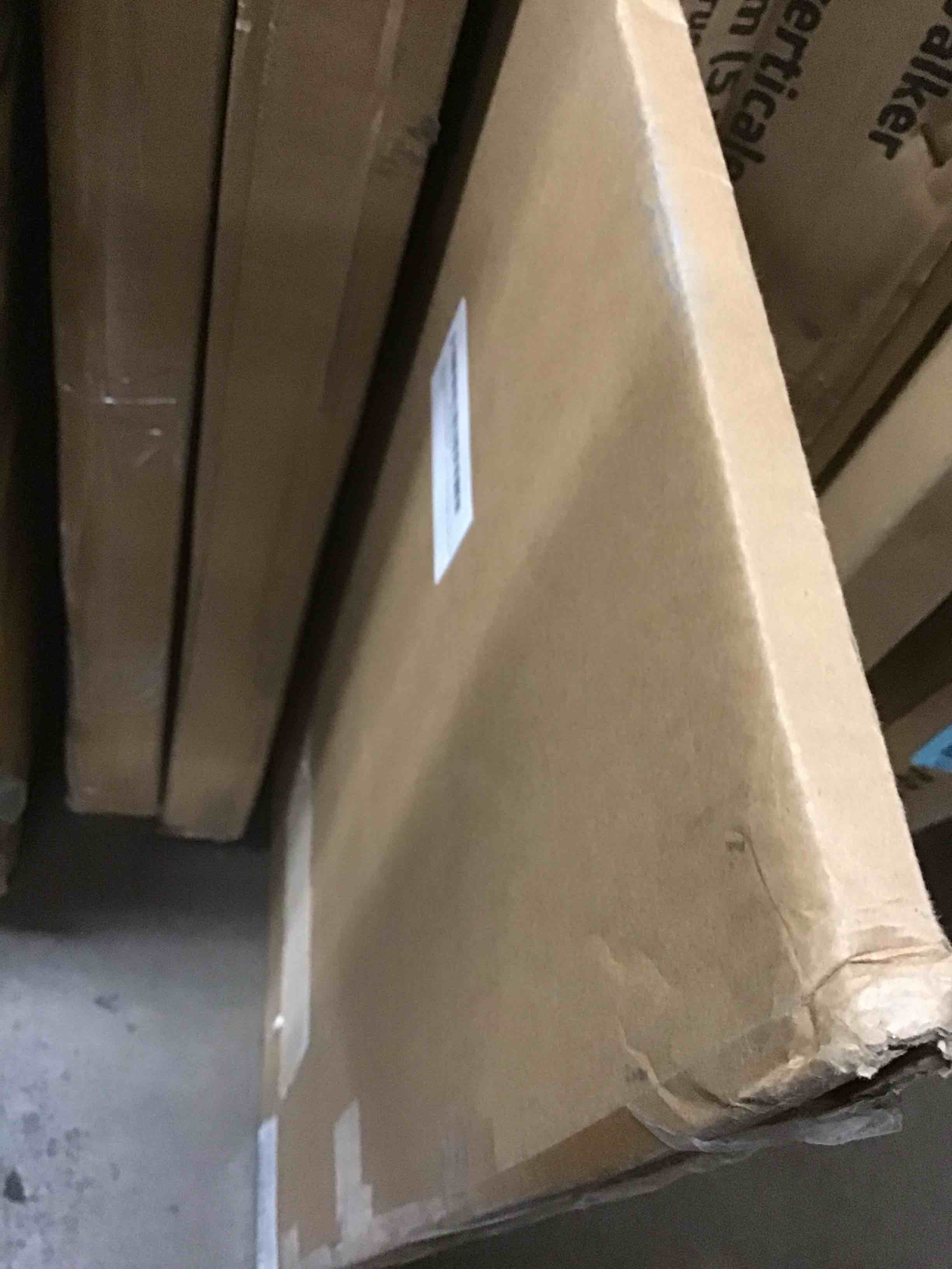 https://s3.amazonaws.com/lotting-images-prod/bidfta/BLU5591541_1709068561980.jpeg