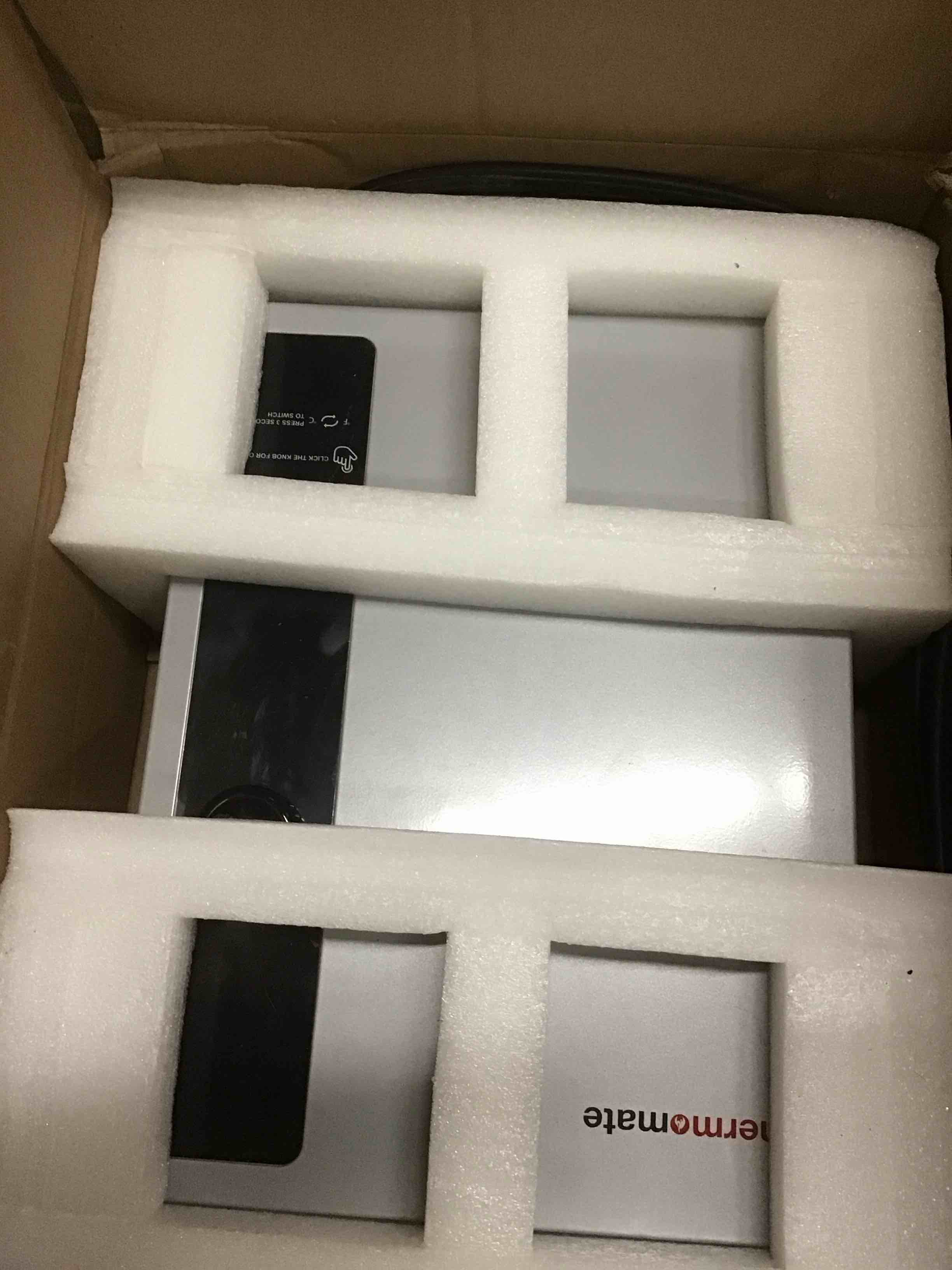https://s3.amazonaws.com/lotting-images-prod/bidfta/BLU5591606_1709753629398.jpeg