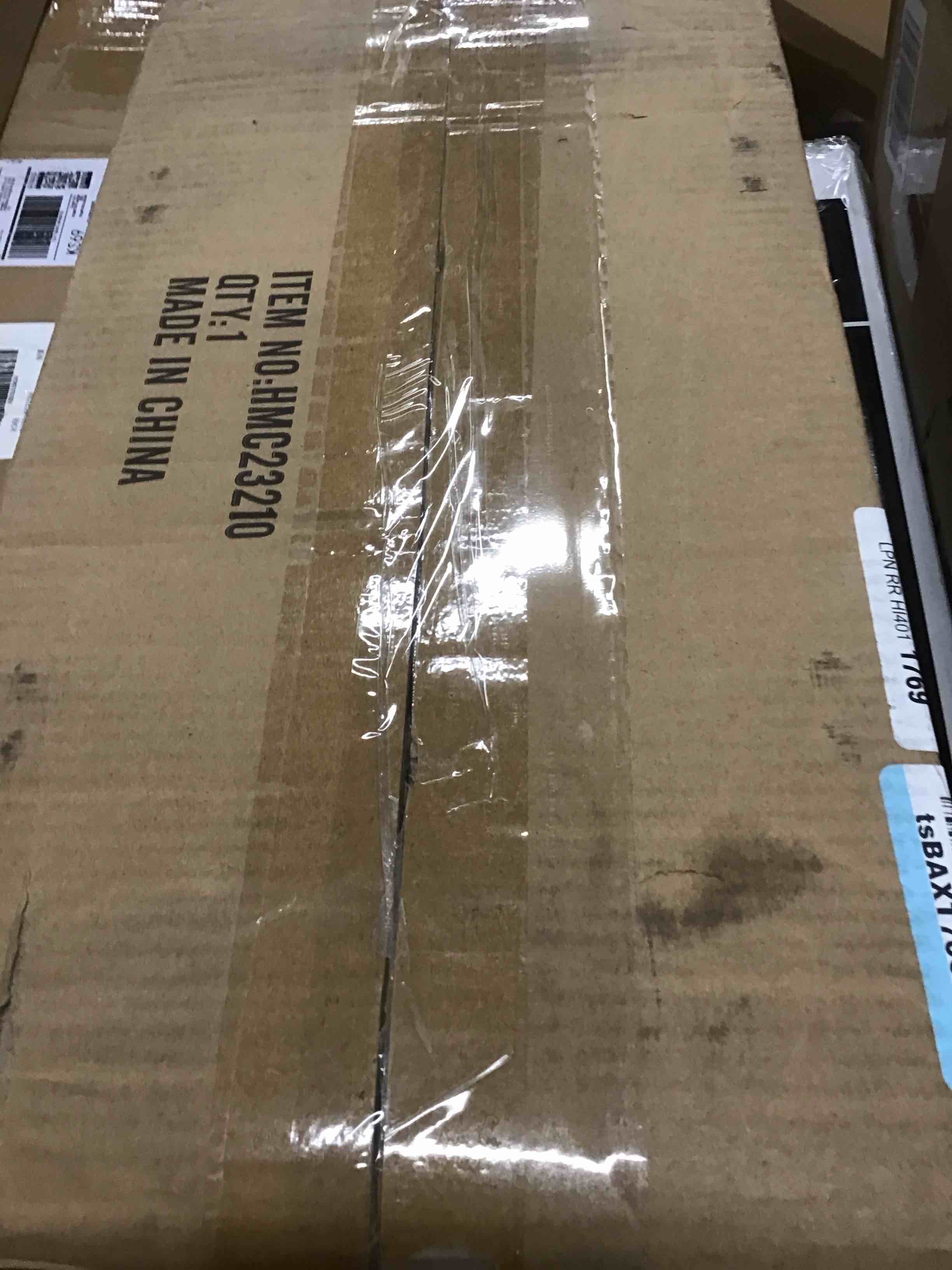 https://s3.amazonaws.com/lotting-images-prod/bidfta/BLU5591622_1709756749426.jpeg
