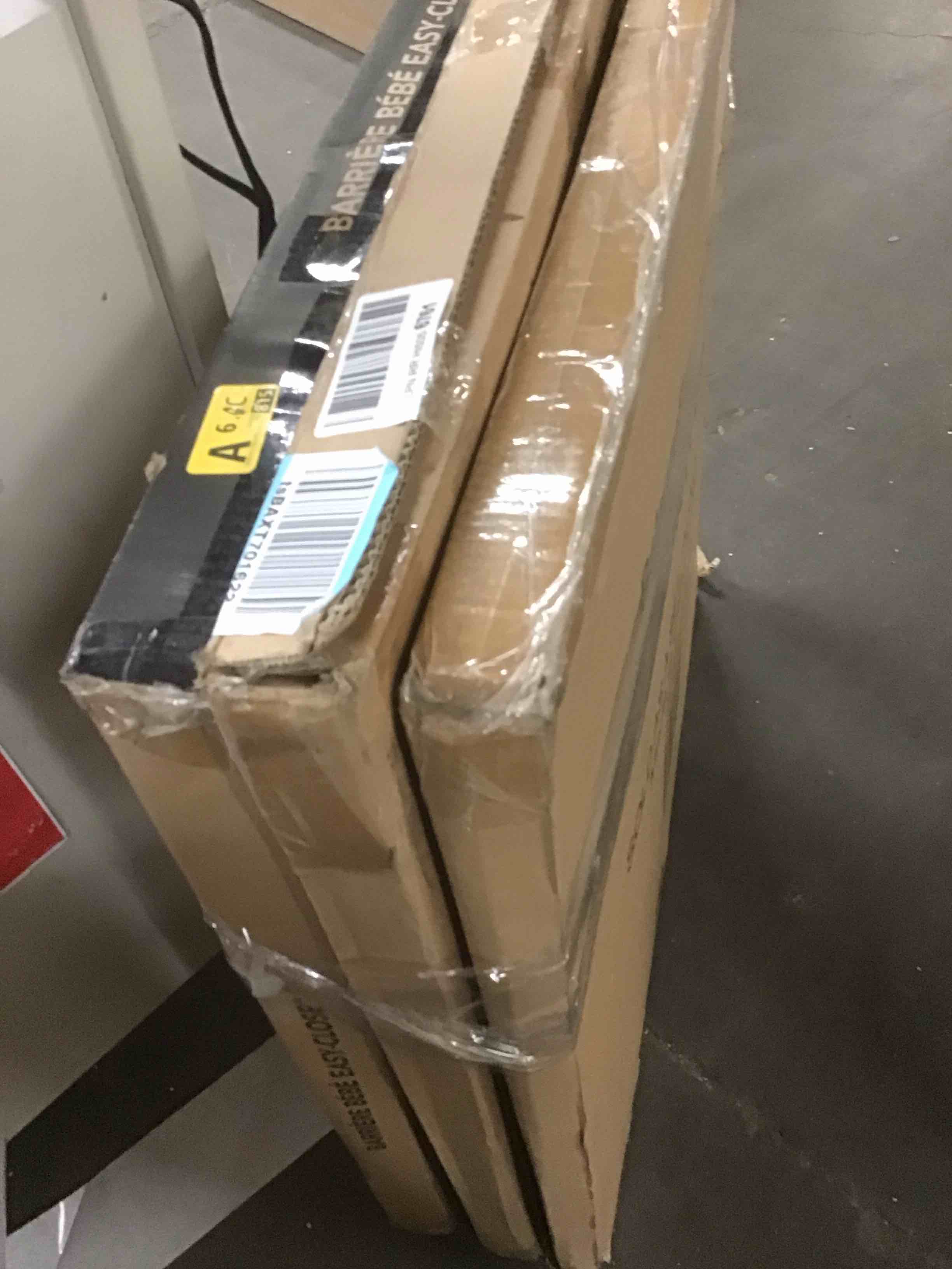 https://s3.amazonaws.com/lotting-images-prod/bidfta/BLU5591664_1709829219632.jpeg