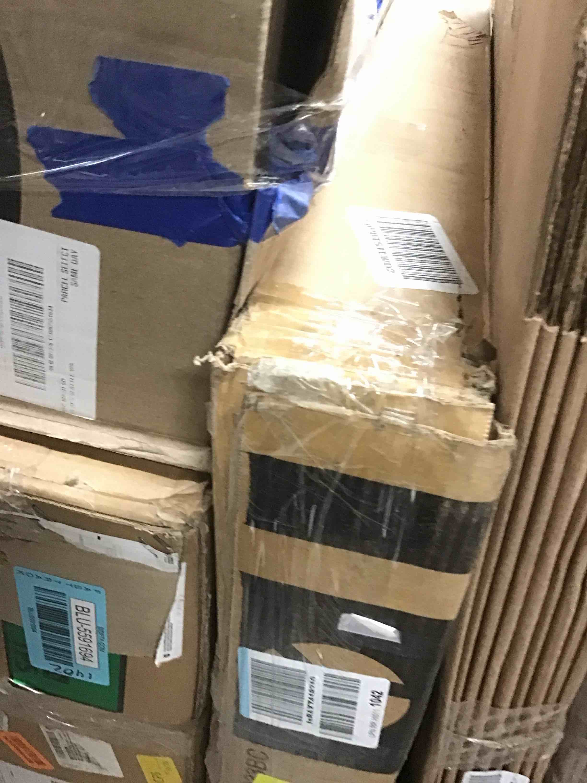 https://s3.amazonaws.com/lotting-images-prod/bidfta/BLU5591696_1709847909500.jpeg