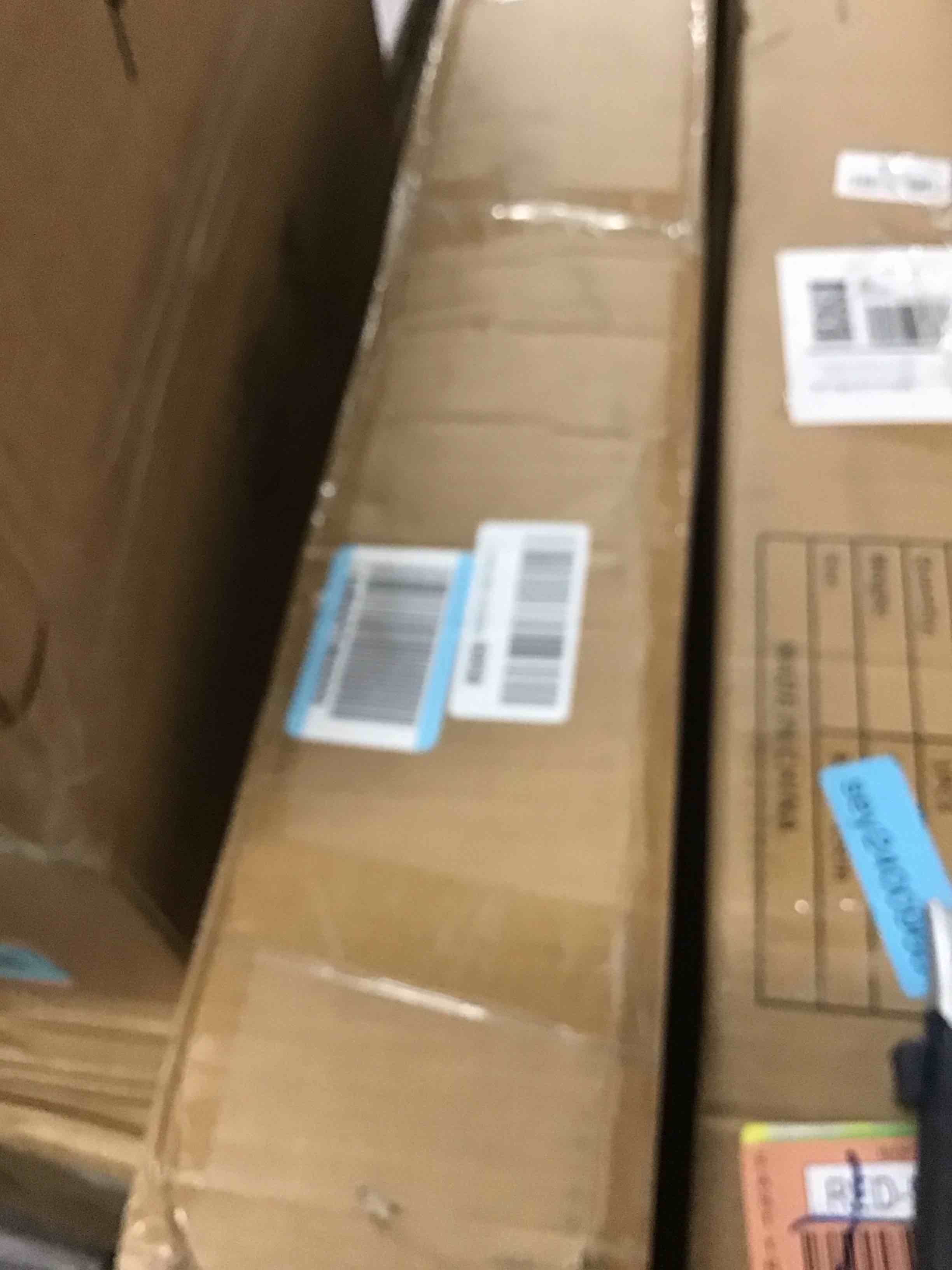 https://s3.amazonaws.com/lotting-images-prod/bidfta/BLU5591950_1710528853682.jpeg