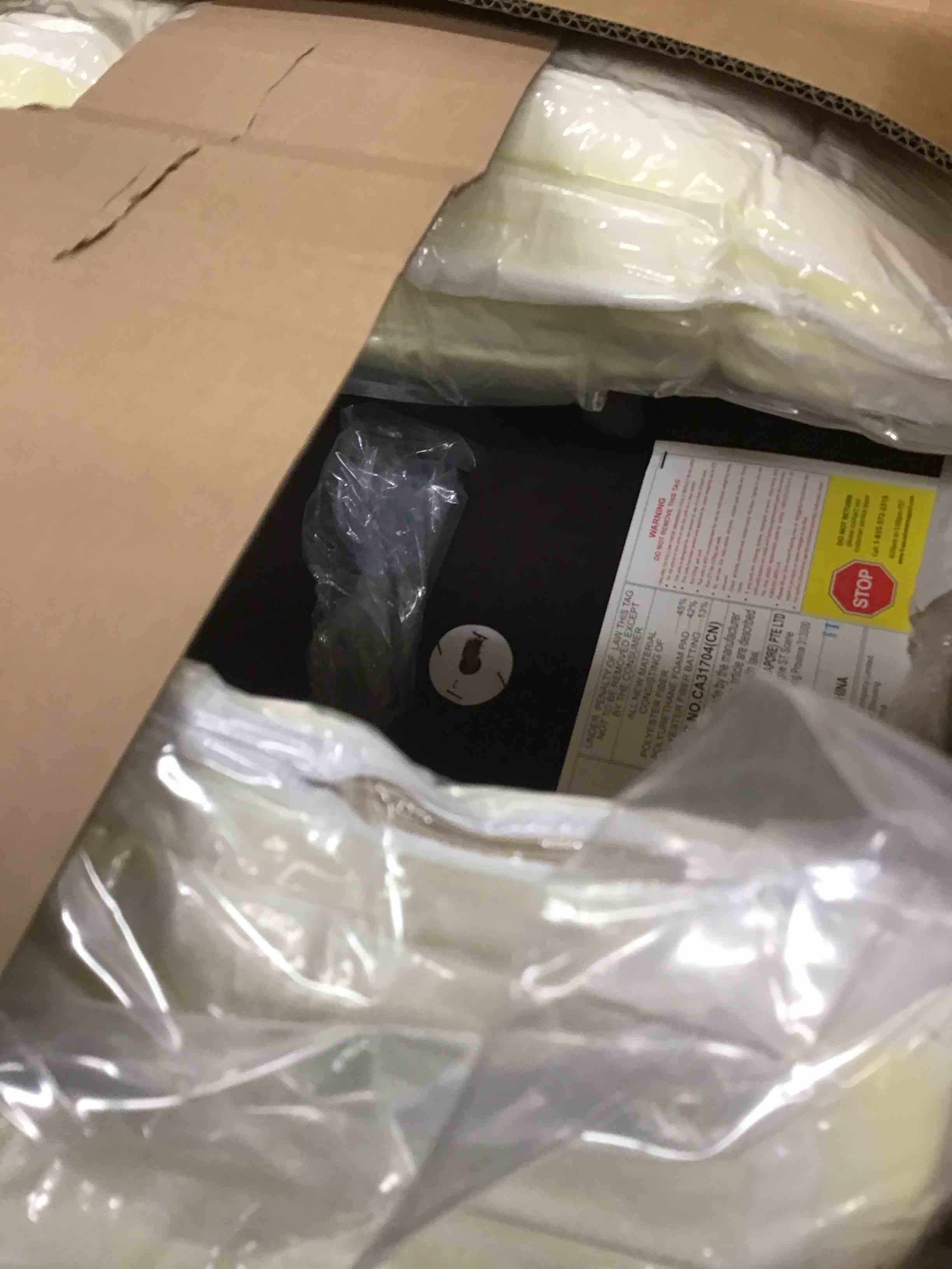 https://s3.amazonaws.com/lotting-images-prod/bidfta/BLU5592292_1712246548617.jpeg