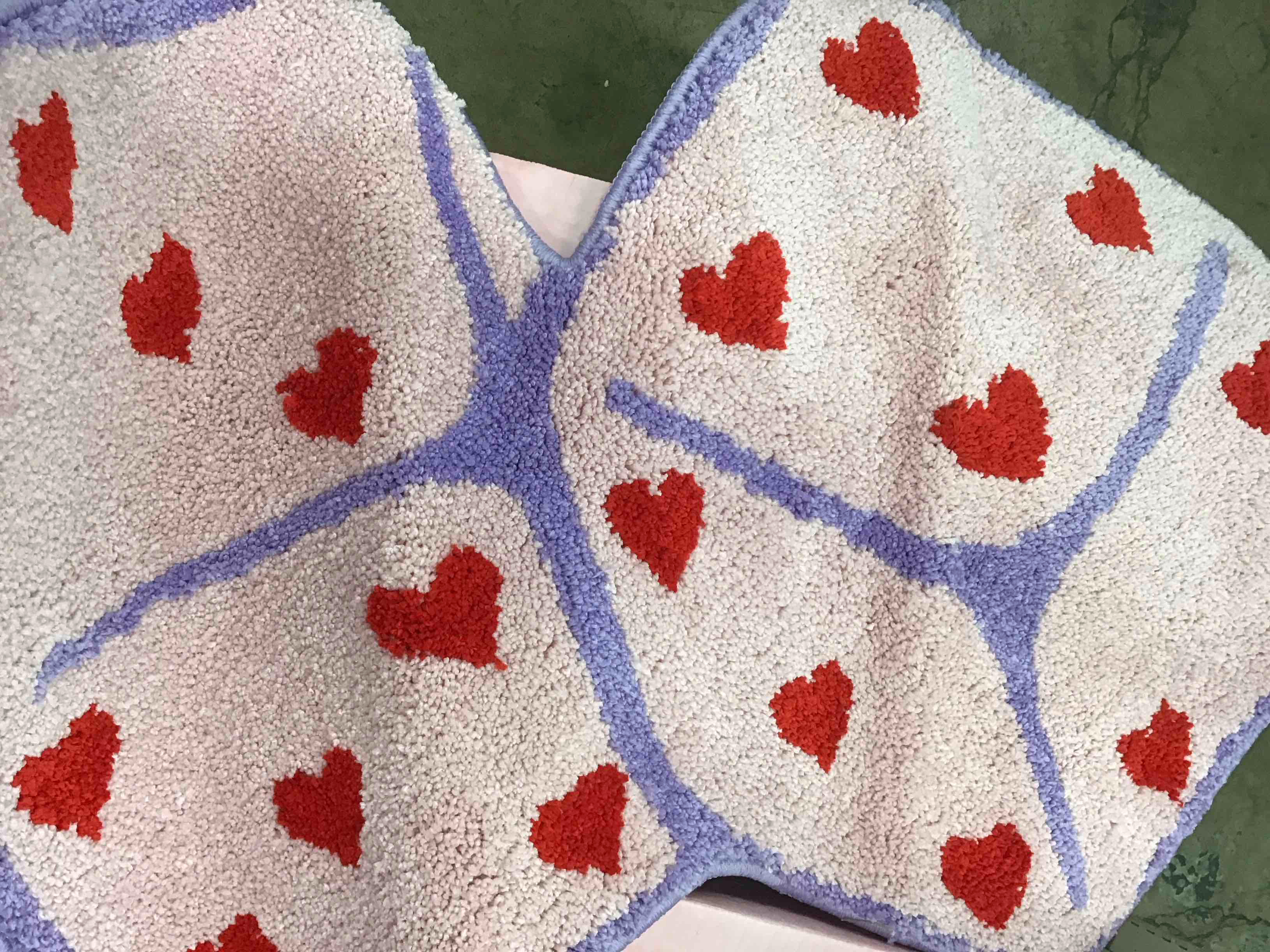 Pink mat of hearts