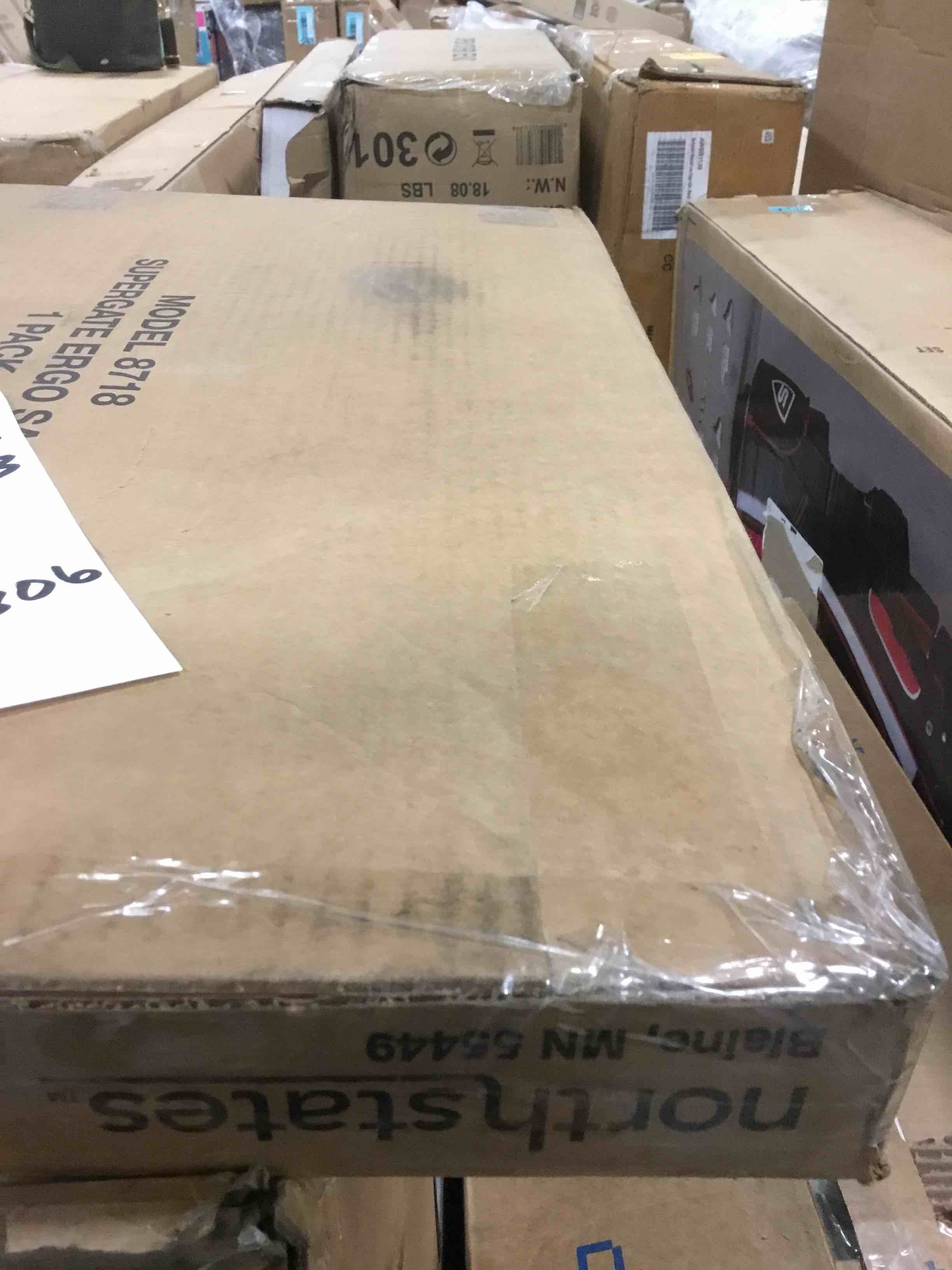 https://s3.amazonaws.com/lotting-images-prod/bidfta/BLU5592637_1703877913447.jpeg