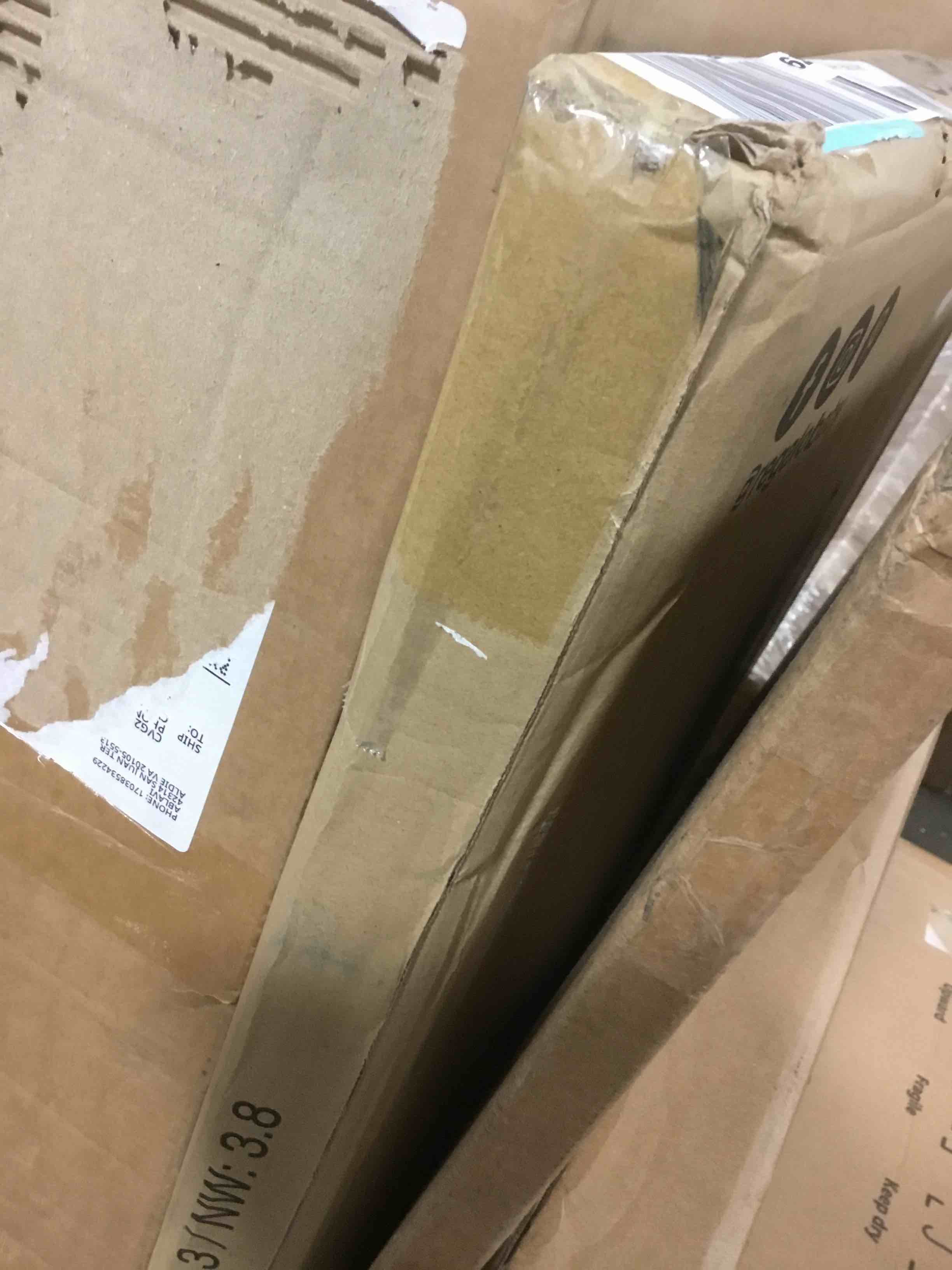 https://s3.amazonaws.com/lotting-images-prod/bidfta/BLU5592644_1703878896228.jpeg