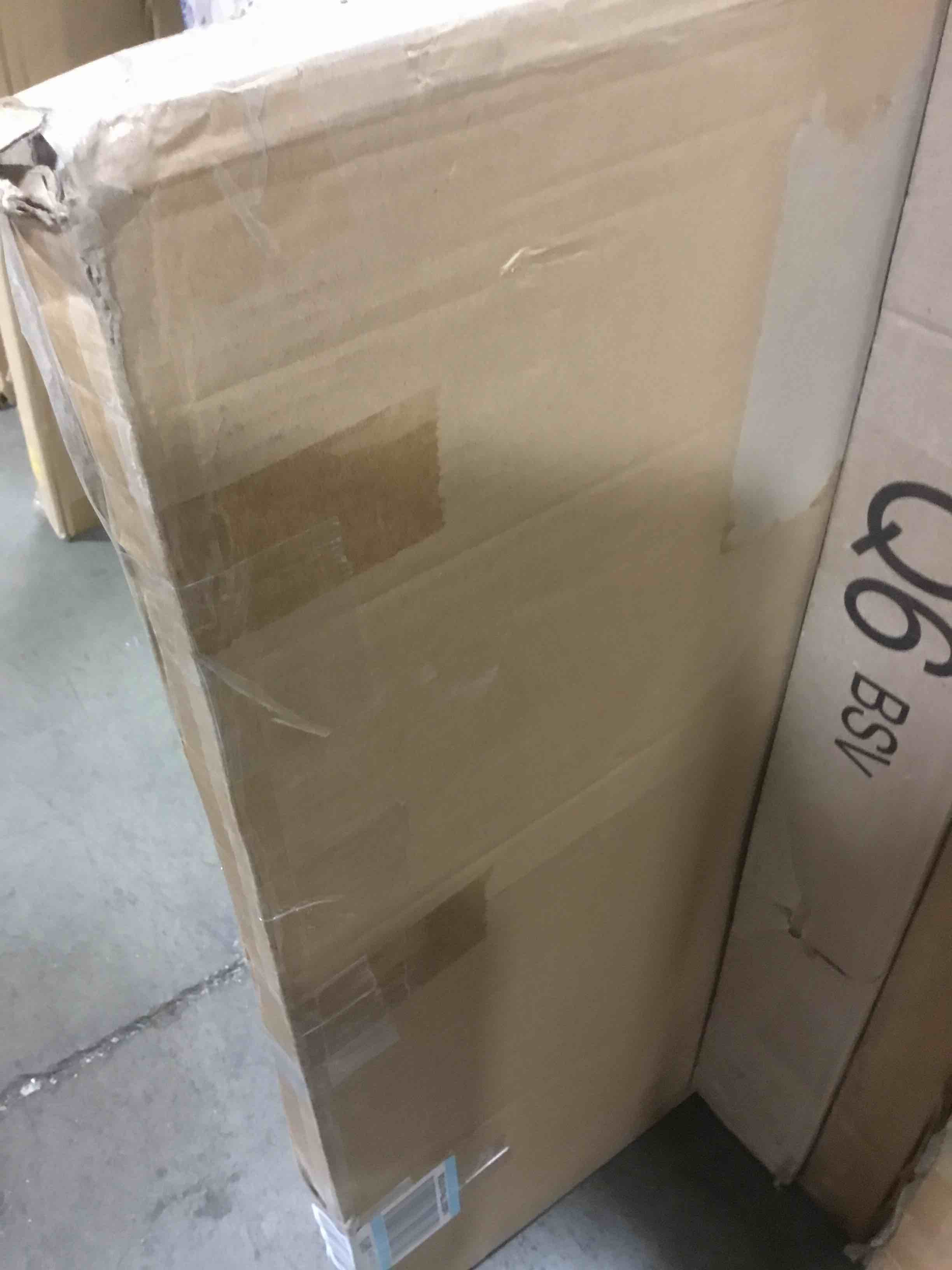 https://s3.amazonaws.com/lotting-images-prod/bidfta/BLU5592687_1703883302553.jpeg