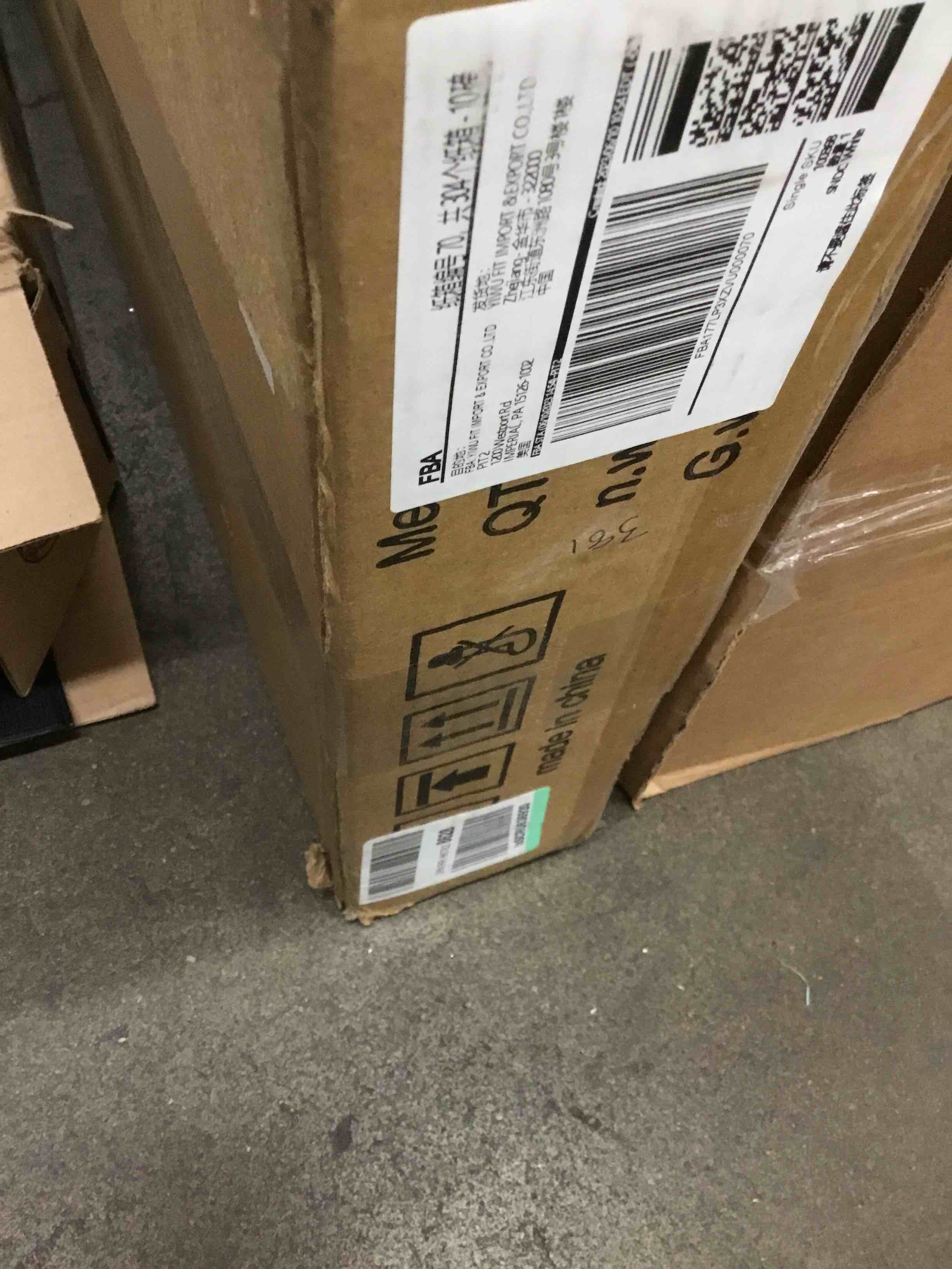 https://s3.amazonaws.com/lotting-images-prod/bidfta/BLU5592709_1704299279182.jpeg