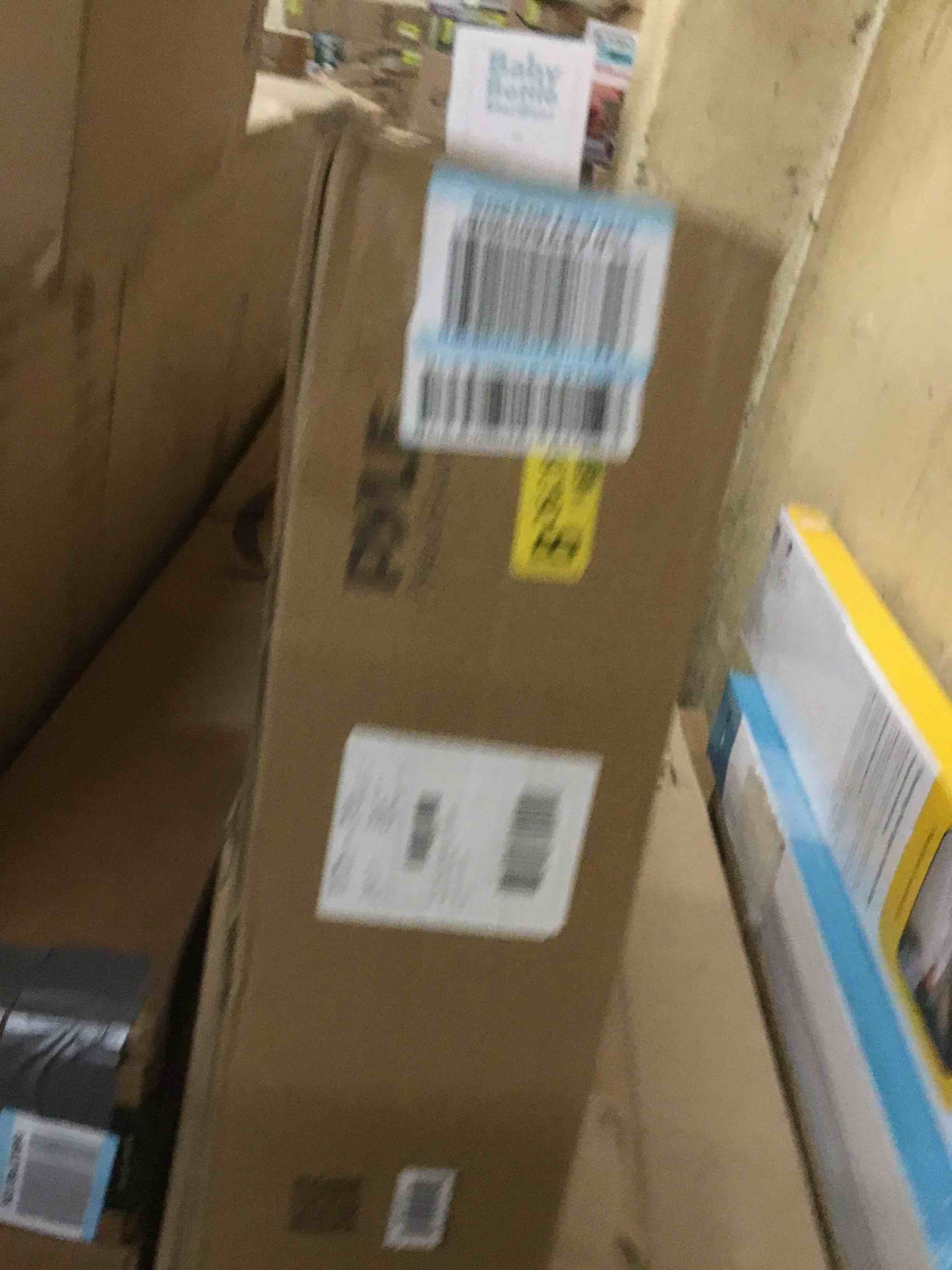 https://s3.amazonaws.com/lotting-images-prod/bidfta/BLU5593043_1704744288200.jpeg