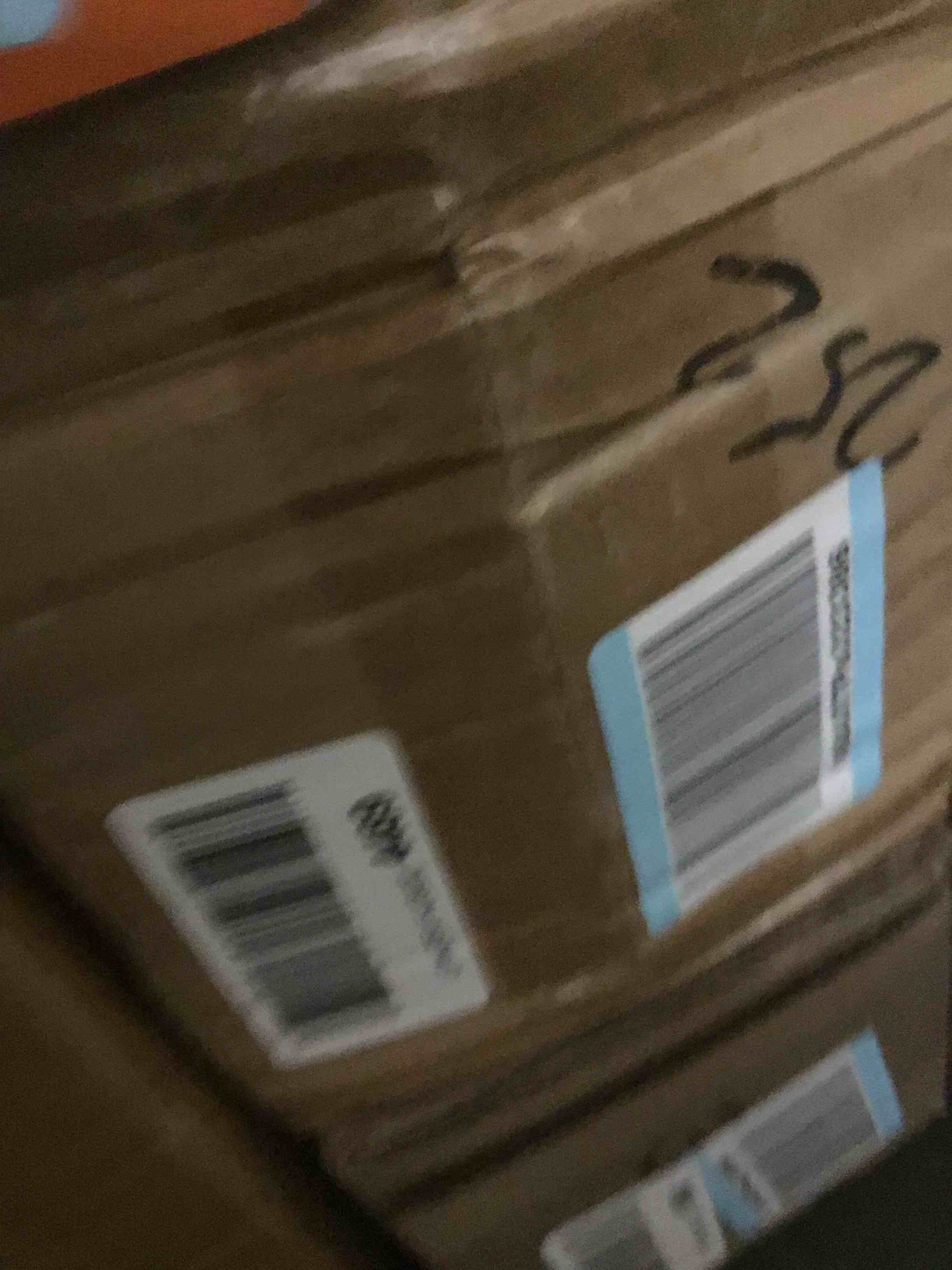 https://s3.amazonaws.com/lotting-images-prod/bidfta/BLU5593046_1704744425668.jpeg