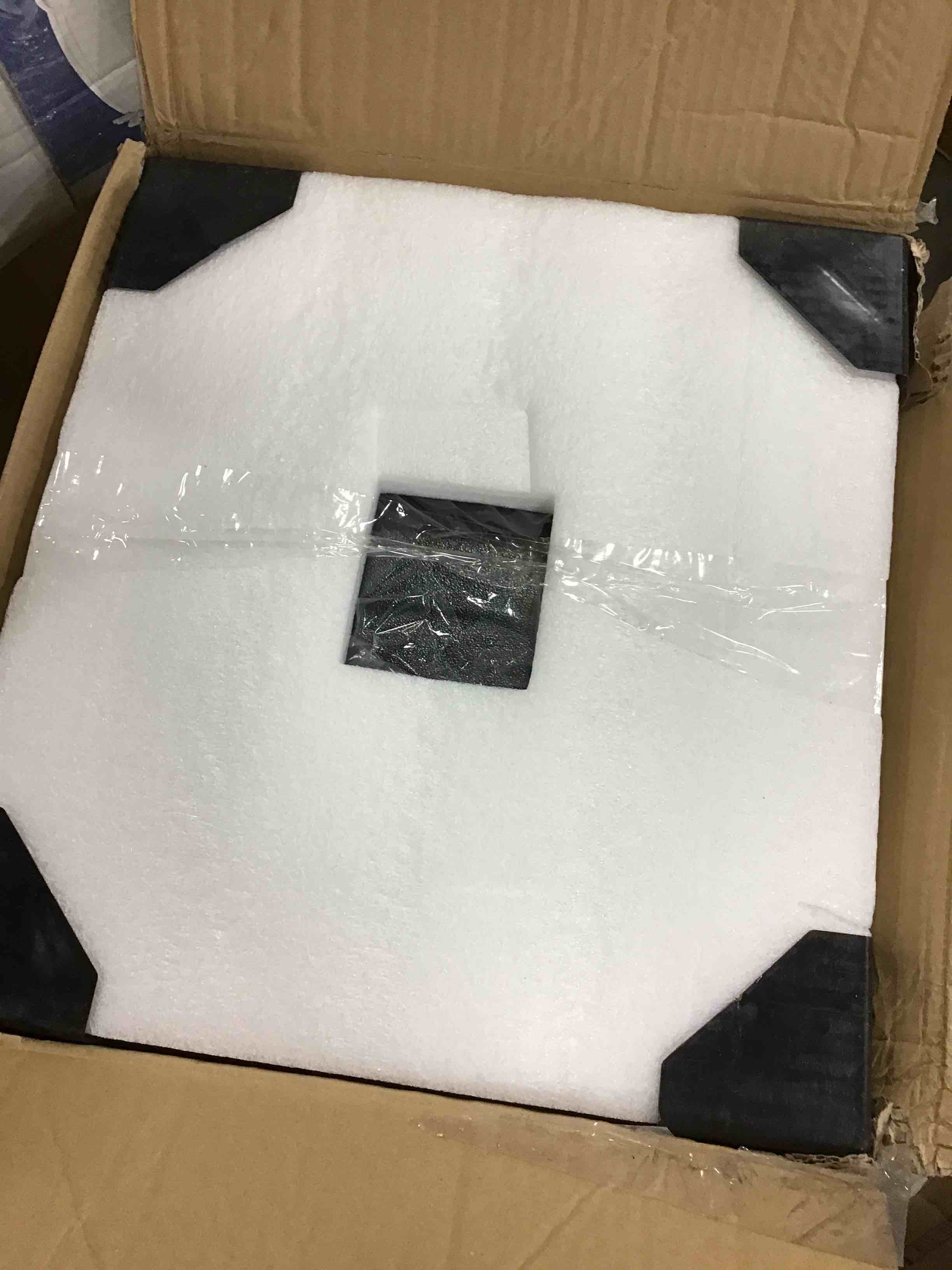 https://s3.amazonaws.com/lotting-images-prod/bidfta/BLU5594344_1707230409073.jpeg