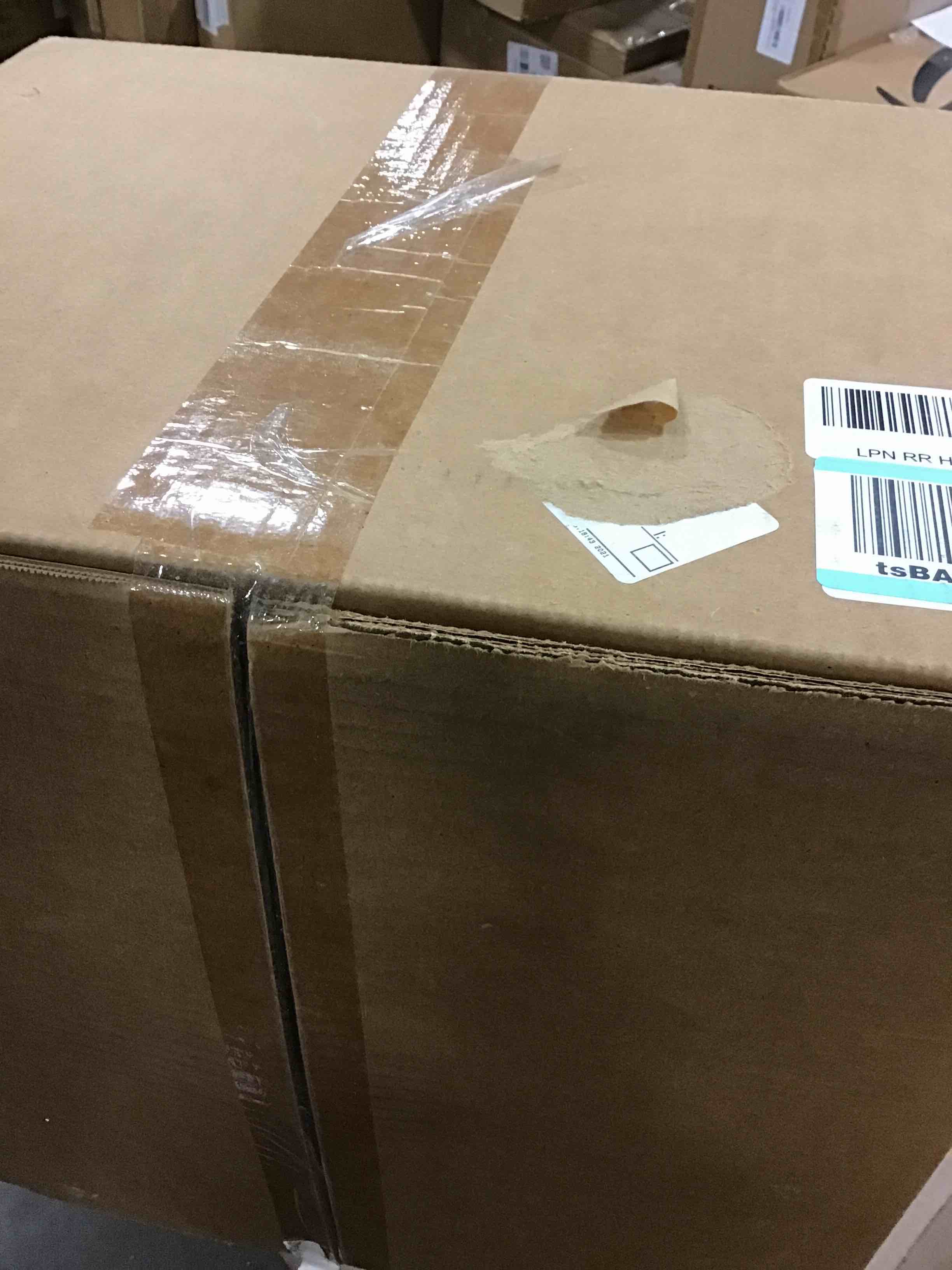 https://s3.amazonaws.com/lotting-images-prod/bidfta/BLU5594347_1707231140817.jpeg
