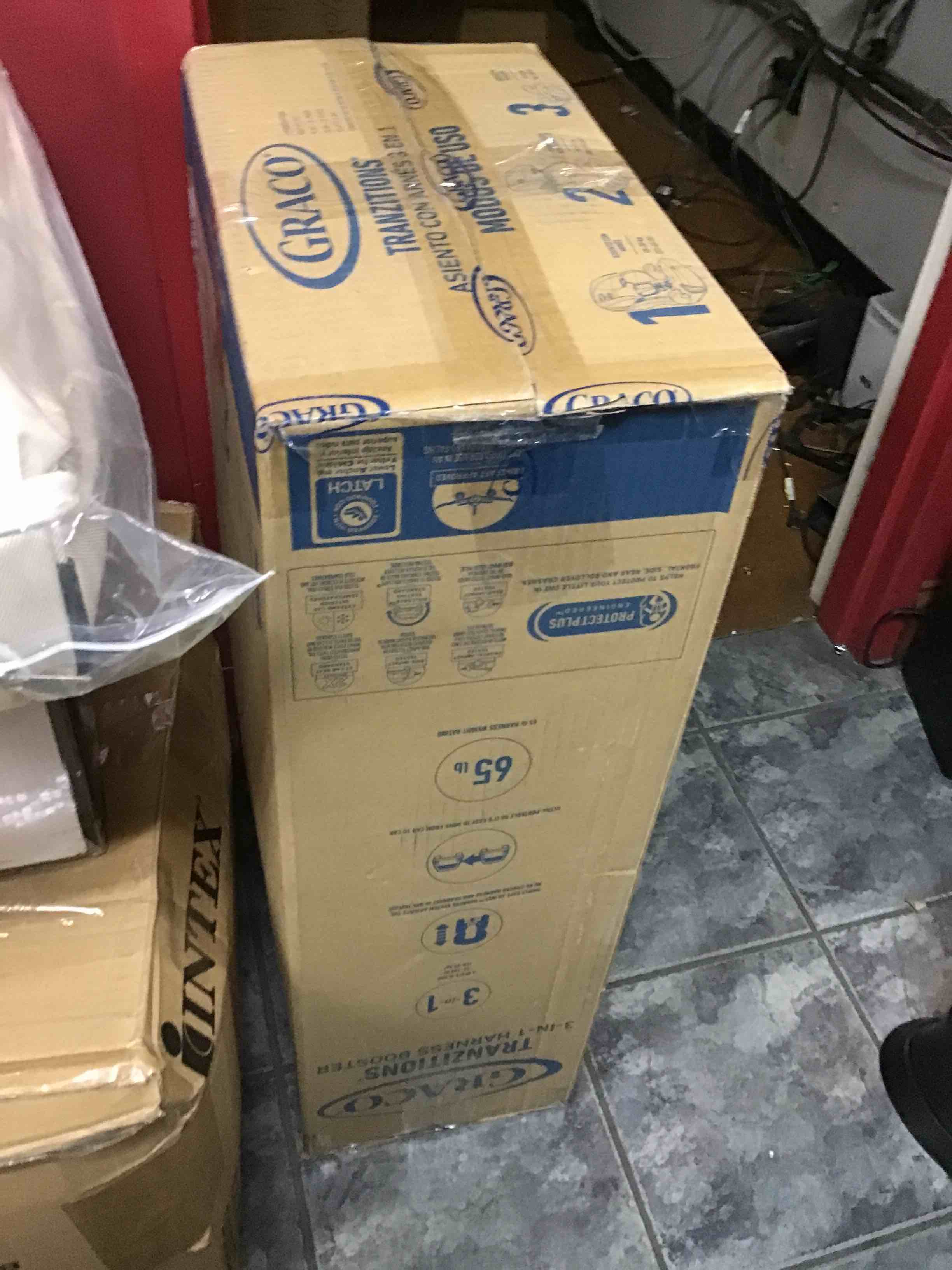 https://s3.amazonaws.com/lotting-images-prod/bidfta/BLU5595759_1705701205164.jpeg