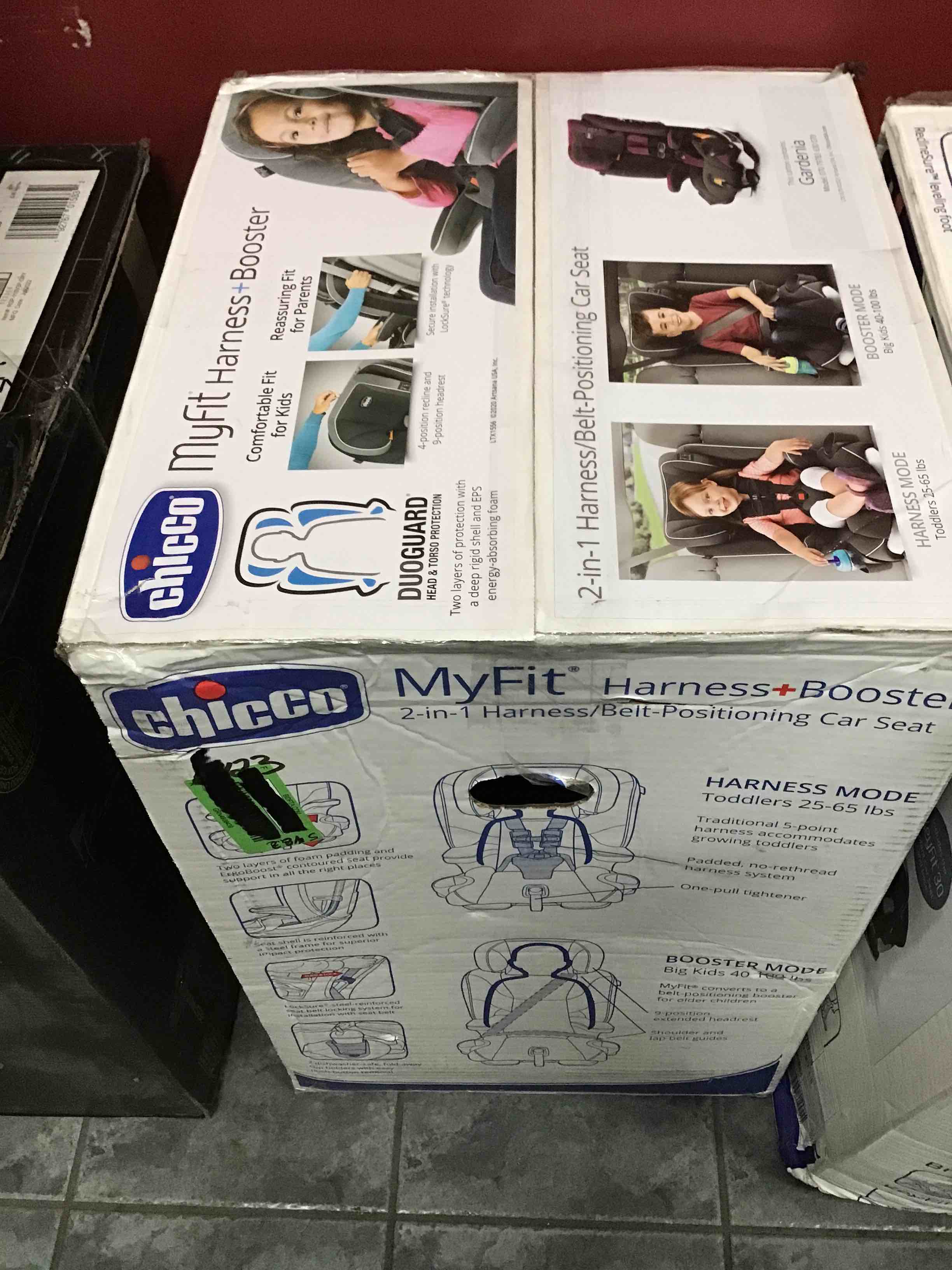 https://s3.amazonaws.com/lotting-images-prod/bidfta/BLU5595761_1705701441114.jpeg