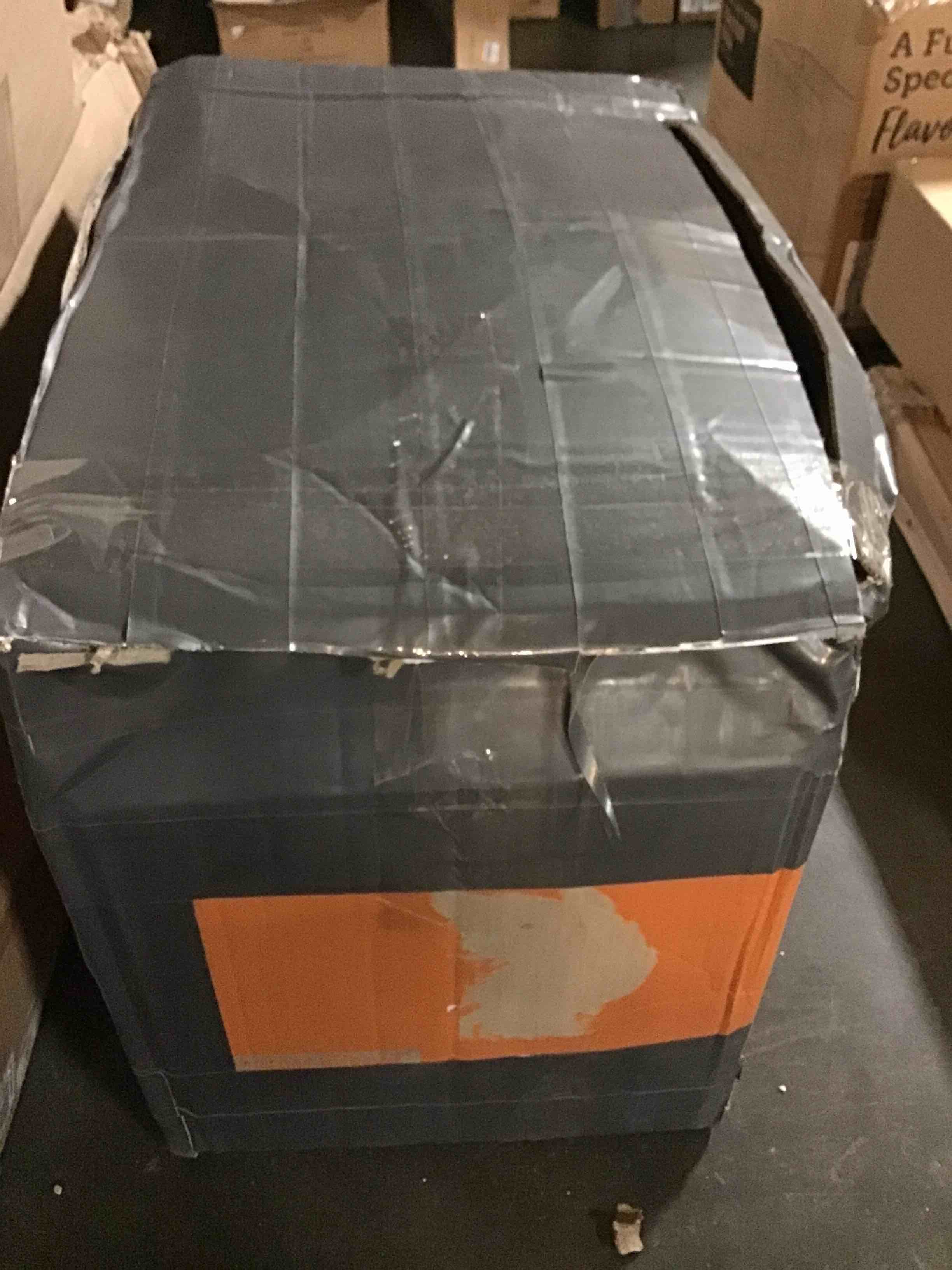 https://s3.amazonaws.com/lotting-images-prod/bidfta/BLU5596319_1708626121861.jpeg