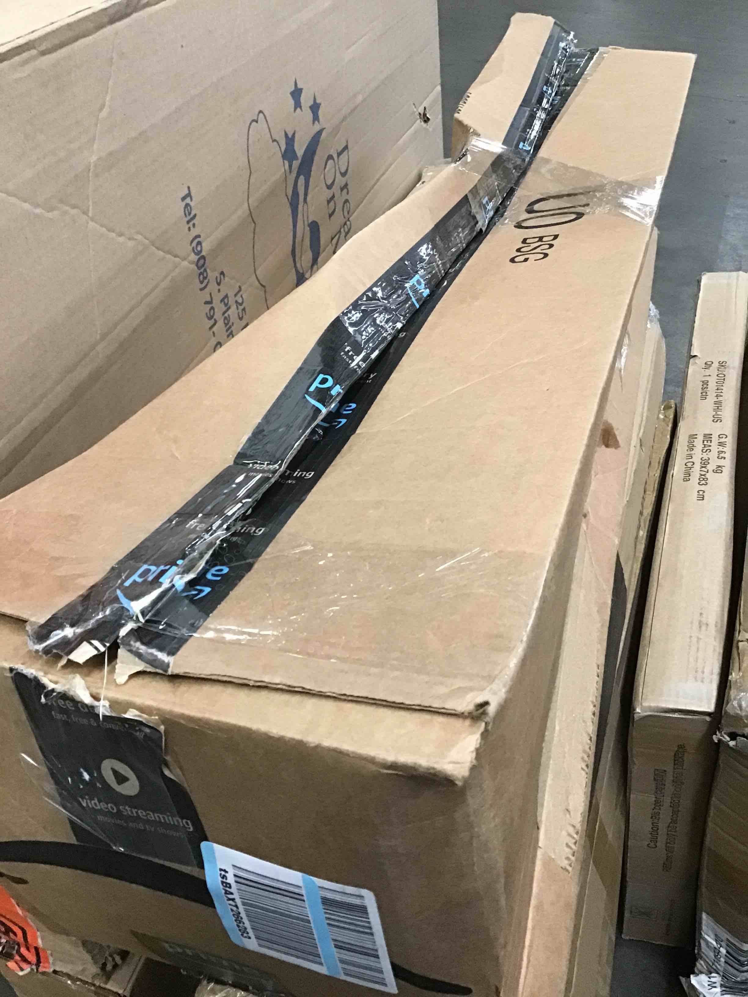 https://s3.amazonaws.com/lotting-images-prod/bidfta/BLU5597757_1711560120308.jpeg