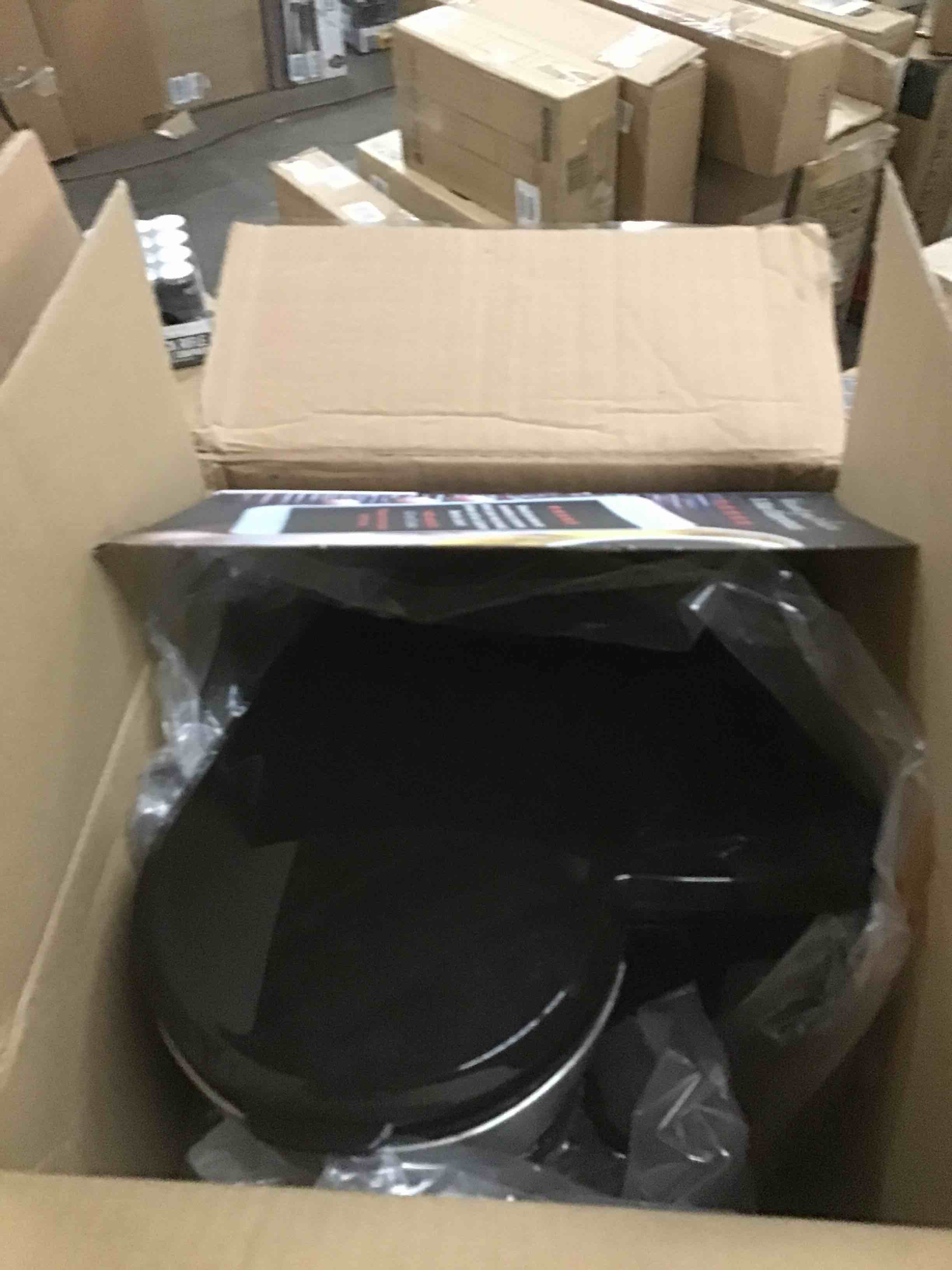 https://s3.amazonaws.com/lotting-images-prod/bidfta/BLU5598631_1703167930566.jpeg
