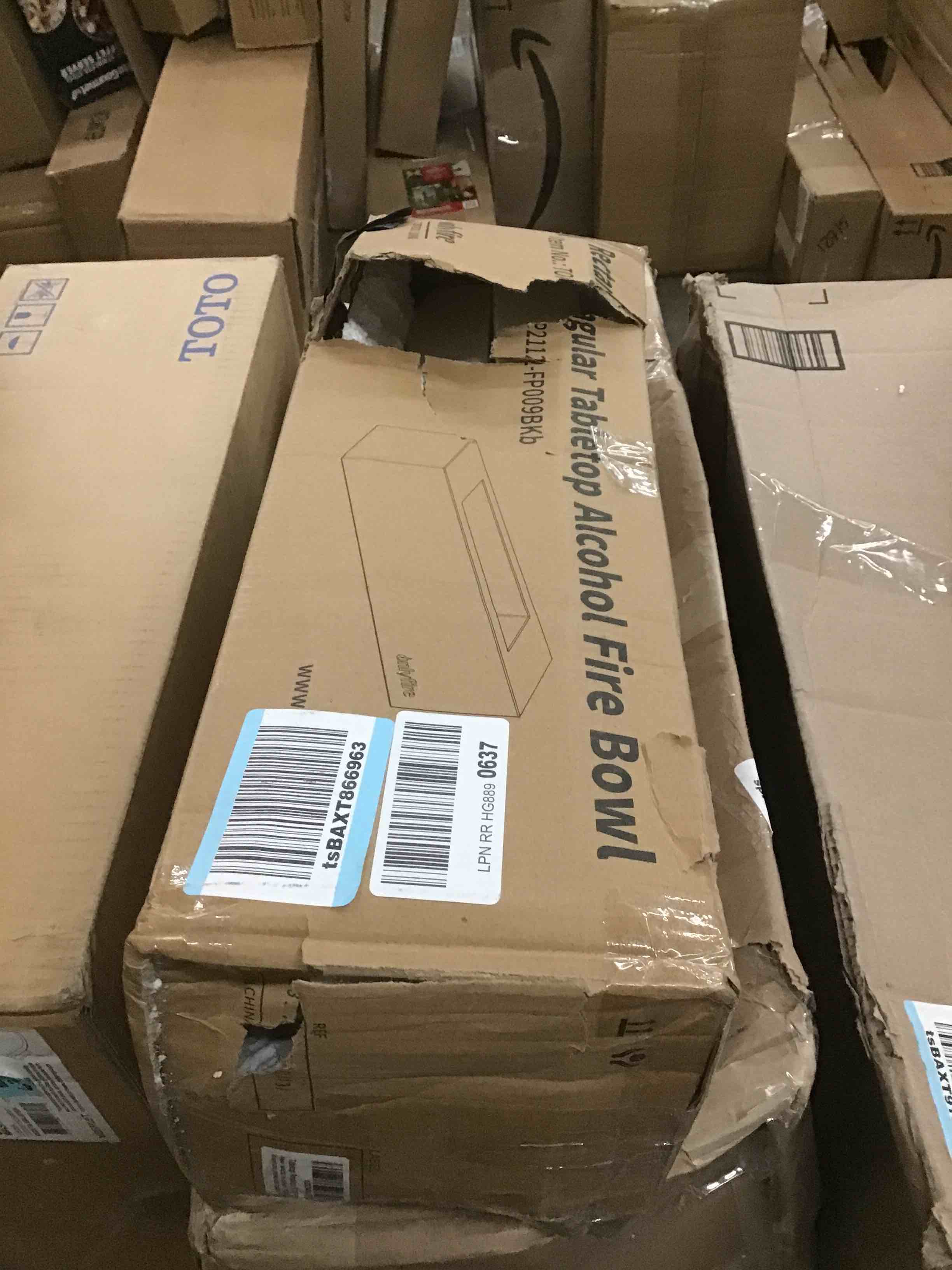 https://s3.amazonaws.com/lotting-images-prod/bidfta/BLU5598636_1703168562949.jpeg