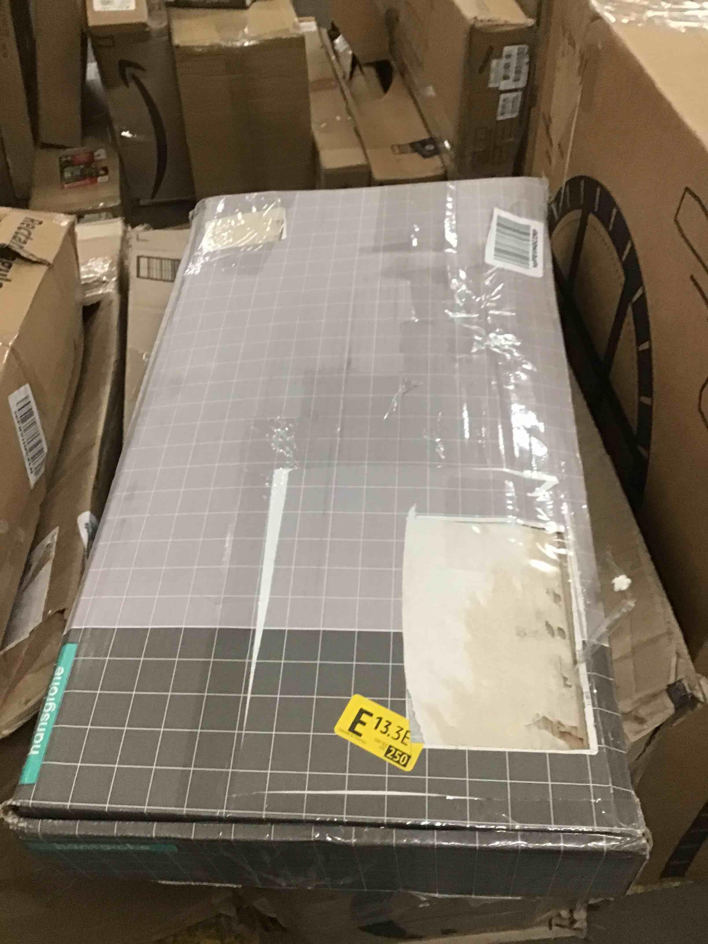 https://s3.amazonaws.com/lotting-images-prod/bidfta/BLU5598637_1703168781520.jpeg