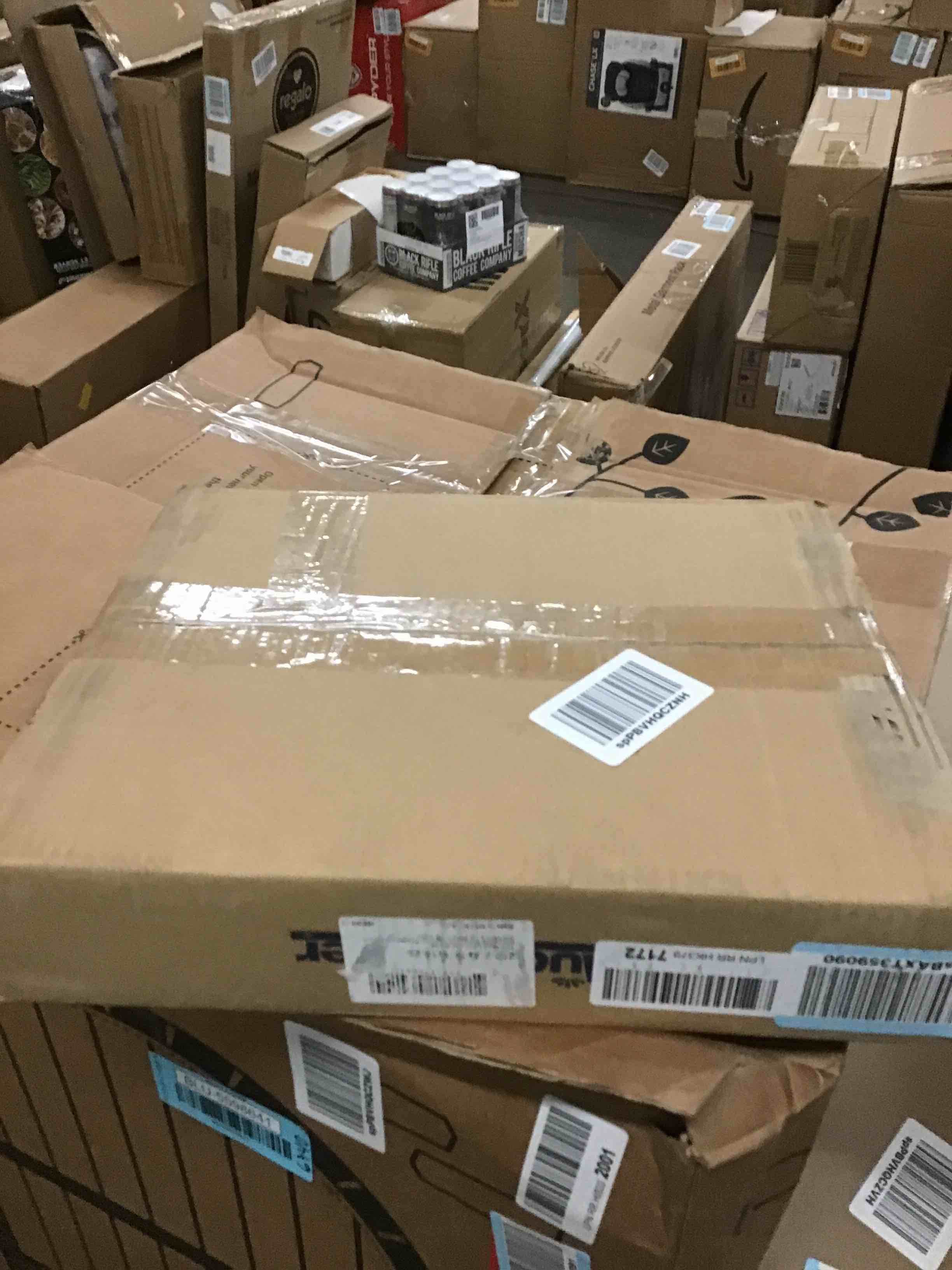 https://s3.amazonaws.com/lotting-images-prod/bidfta/BLU5598642_1703170062726.jpeg