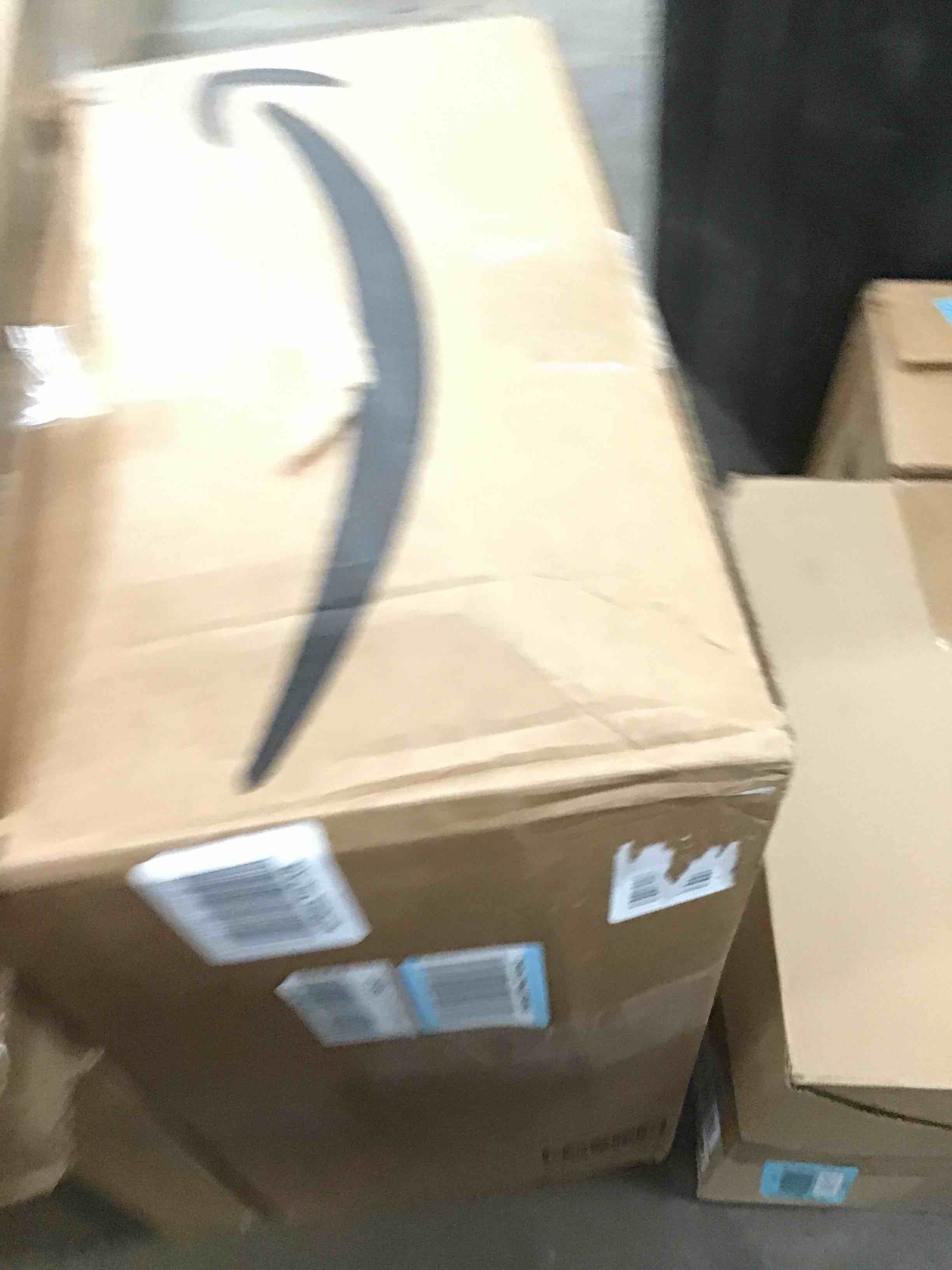 https://s3.amazonaws.com/lotting-images-prod/bidfta/BLU5599173_1704552129776.jpeg