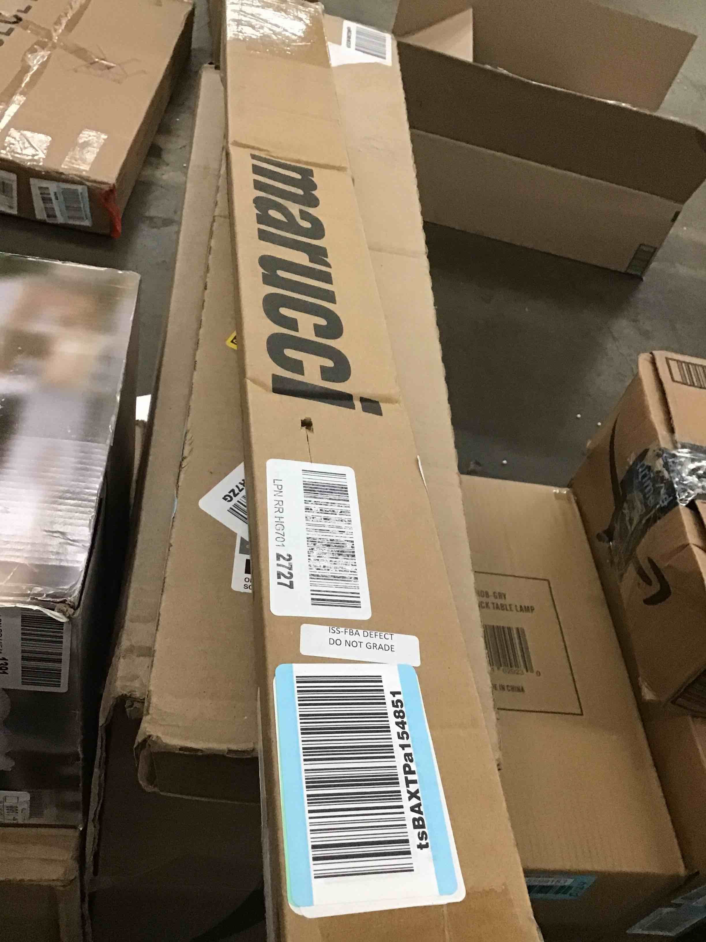 https://s3.amazonaws.com/lotting-images-prod/bidfta/BLU5599184_1704554756618.jpeg