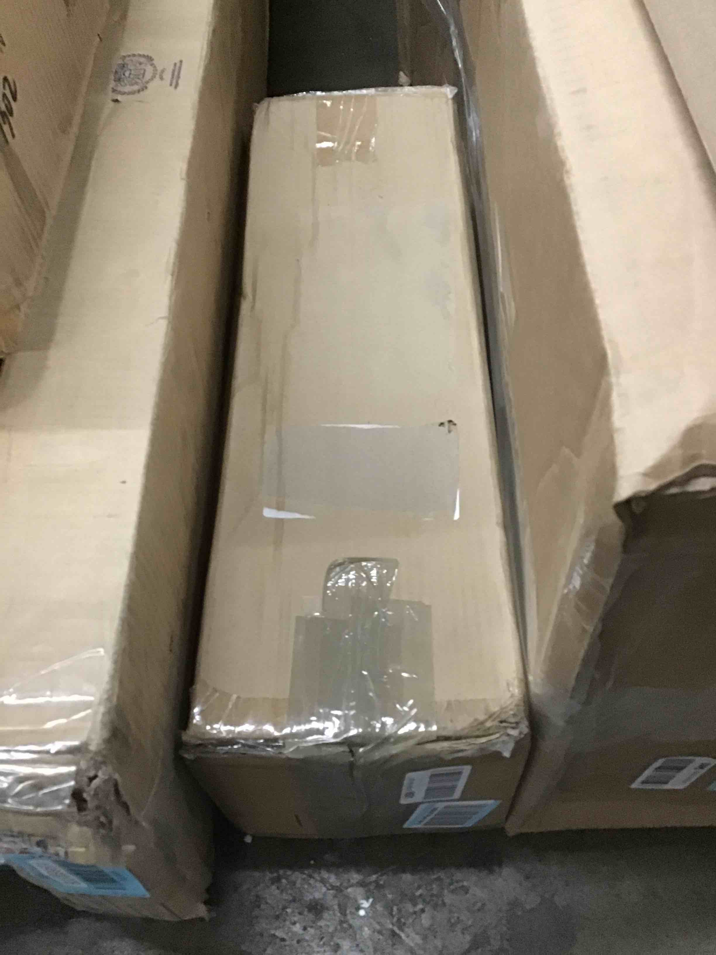 https://s3.amazonaws.com/lotting-images-prod/bidfta/BLU5599577_1705421169609.jpeg