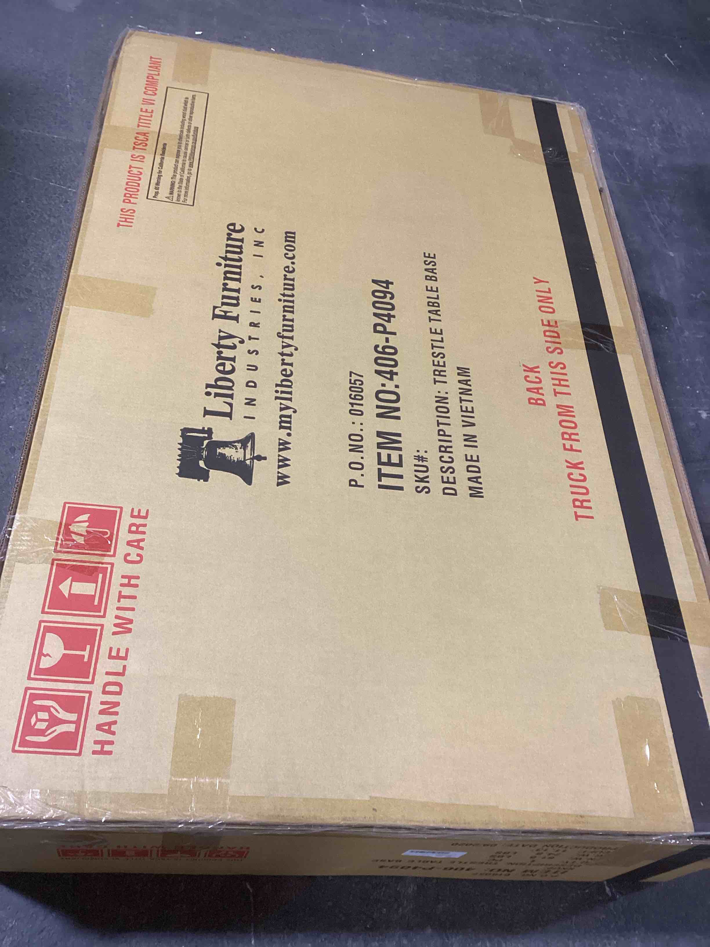 https://s3.amazonaws.com/lotting-images-prod/bidfta/BLU5600334_1701444875050.jpeg