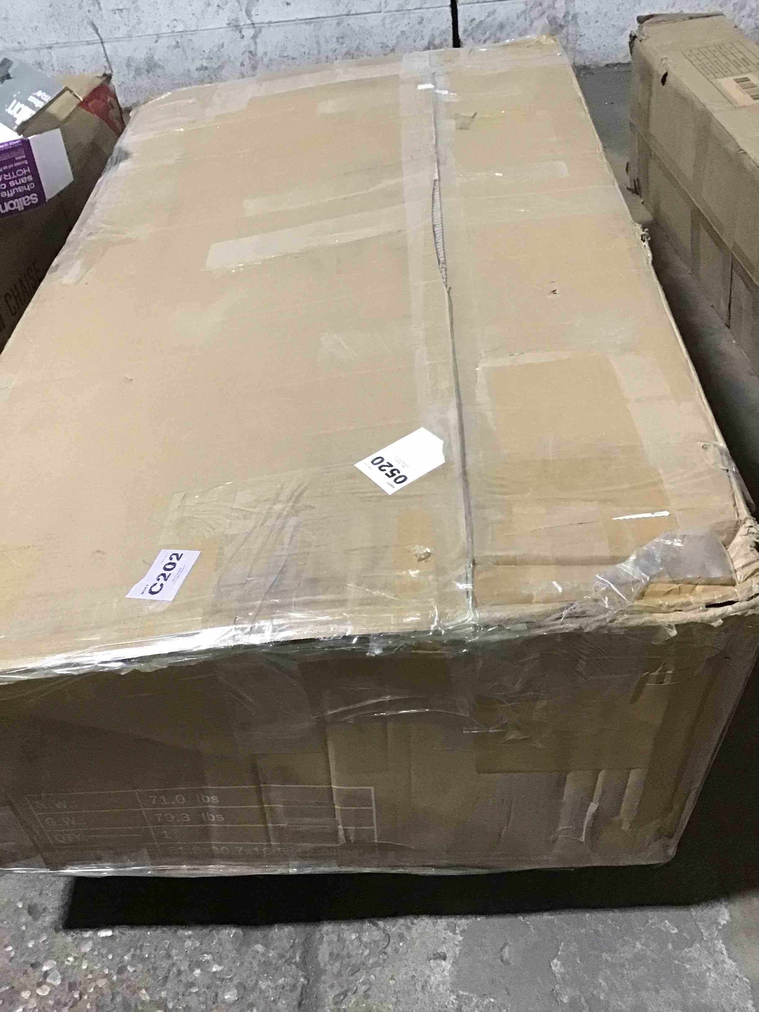 https://s3.amazonaws.com/lotting-images-prod/bidfta/BLU5602316_1702490568497.jpeg