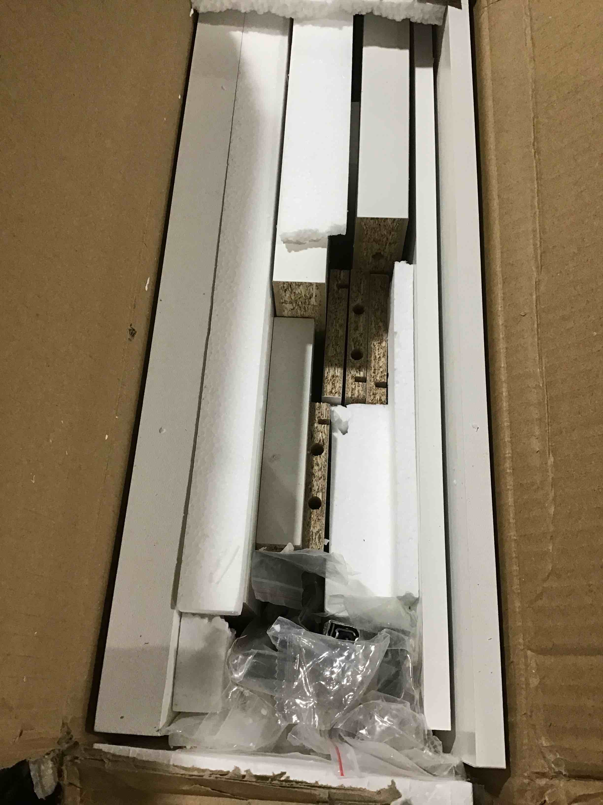 https://s3.amazonaws.com/lotting-images-prod/bidfta/BLU5602555_1702674564025.jpeg