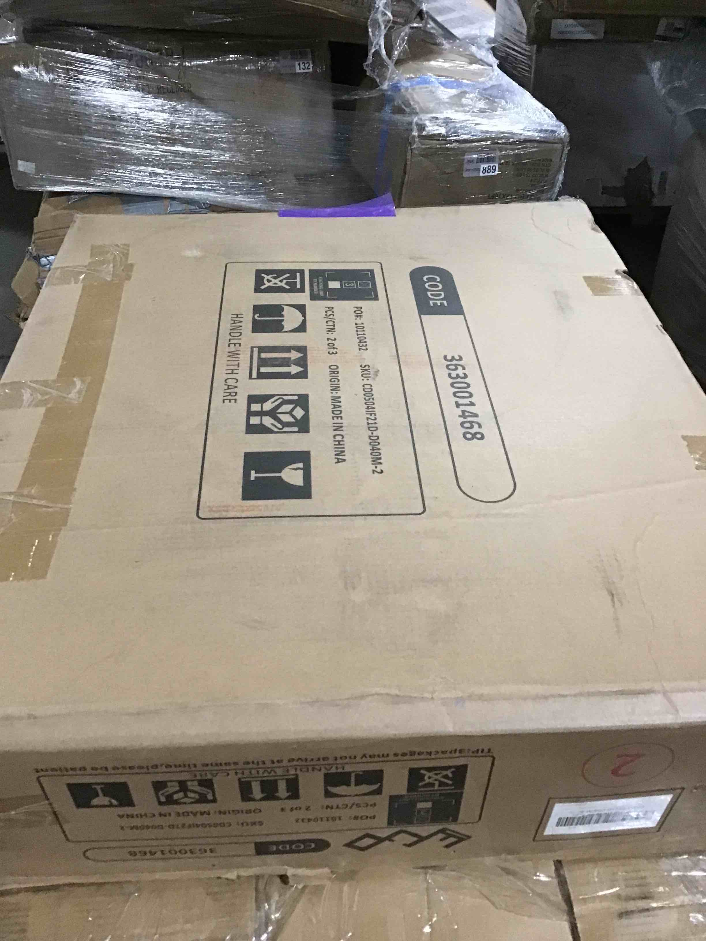 https://s3.amazonaws.com/lotting-images-prod/bidfta/BLU5603247_1700244100336.jpeg