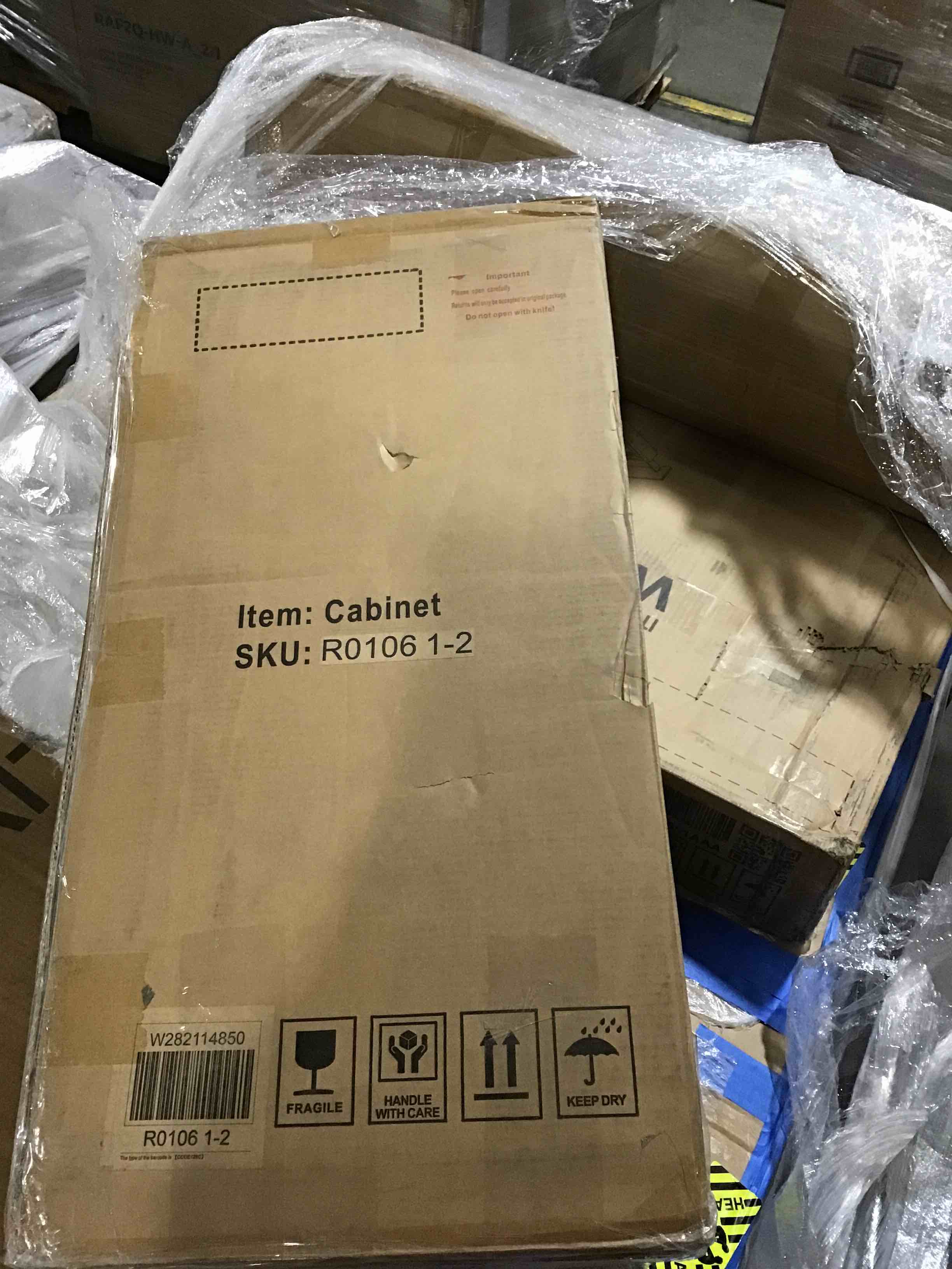 https://s3.amazonaws.com/lotting-images-prod/bidfta/BLU5603283_1700486885797.jpeg