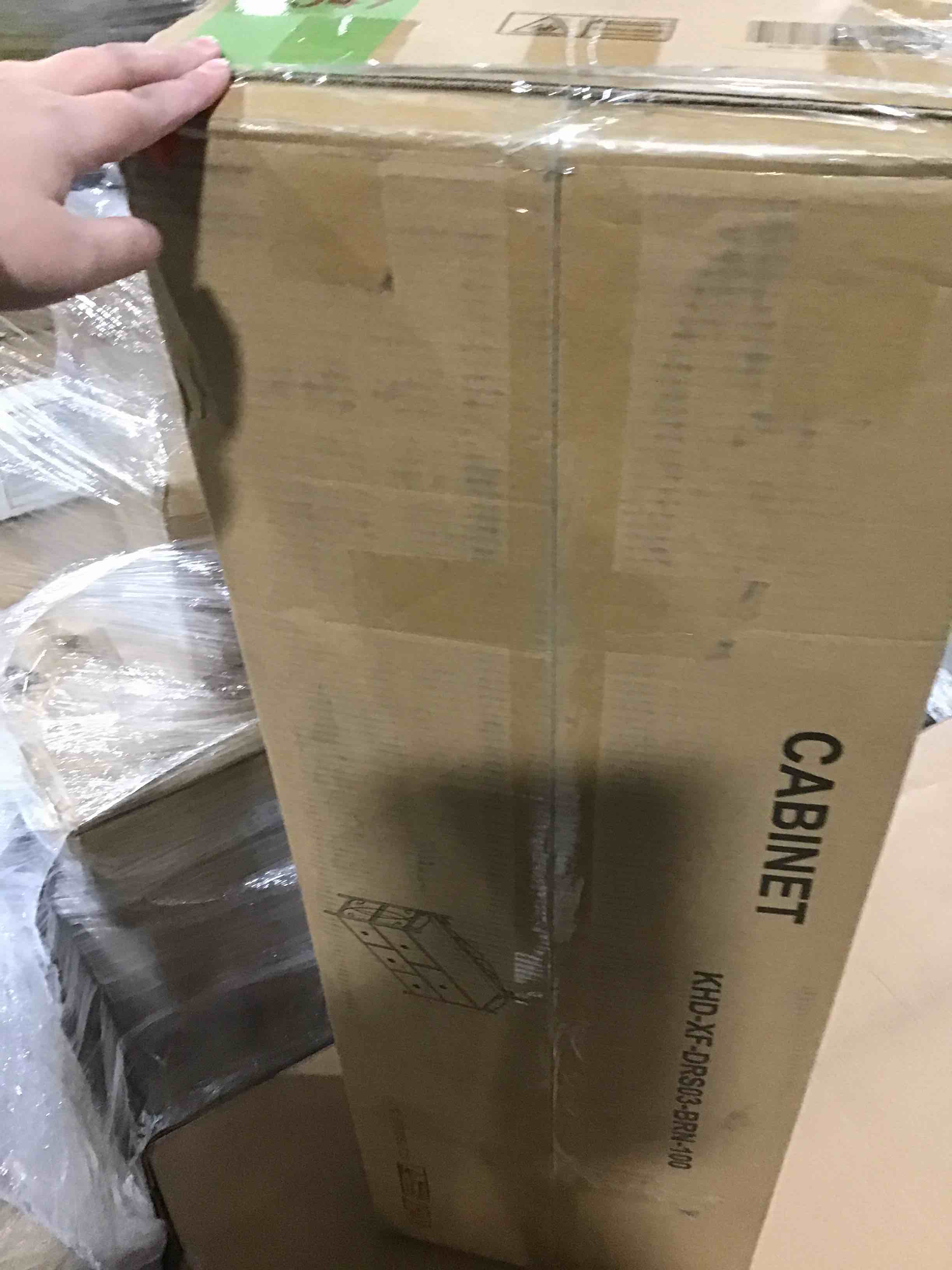 https://s3.amazonaws.com/lotting-images-prod/bidfta/BLU5603672_1701113486811.jpeg