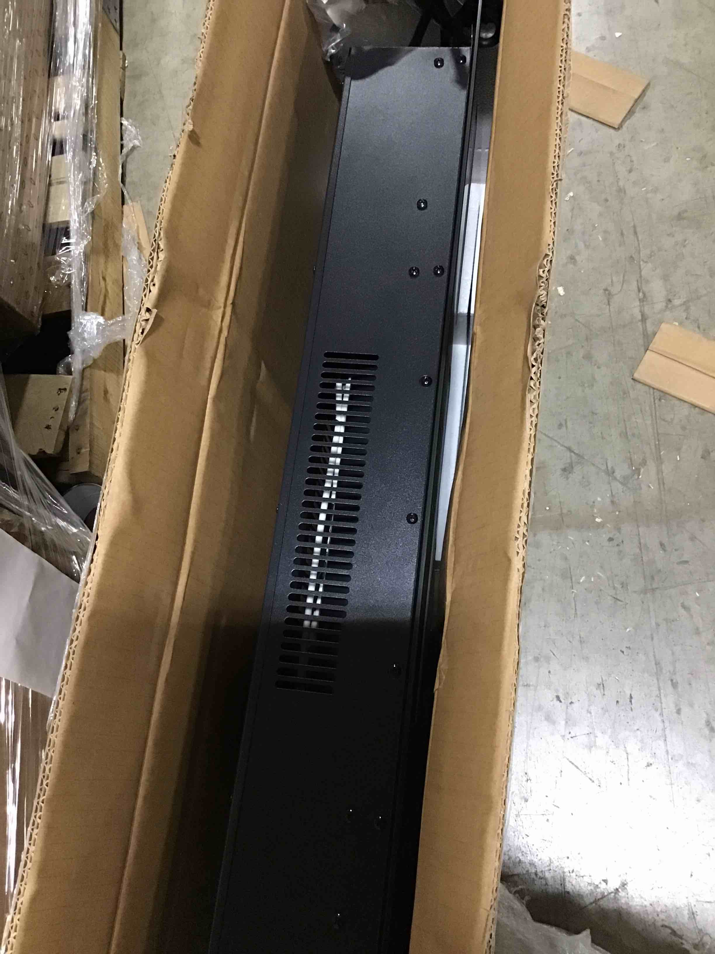 https://s3.amazonaws.com/lotting-images-prod/bidfta/BLU5604935_1701699927464.jpeg