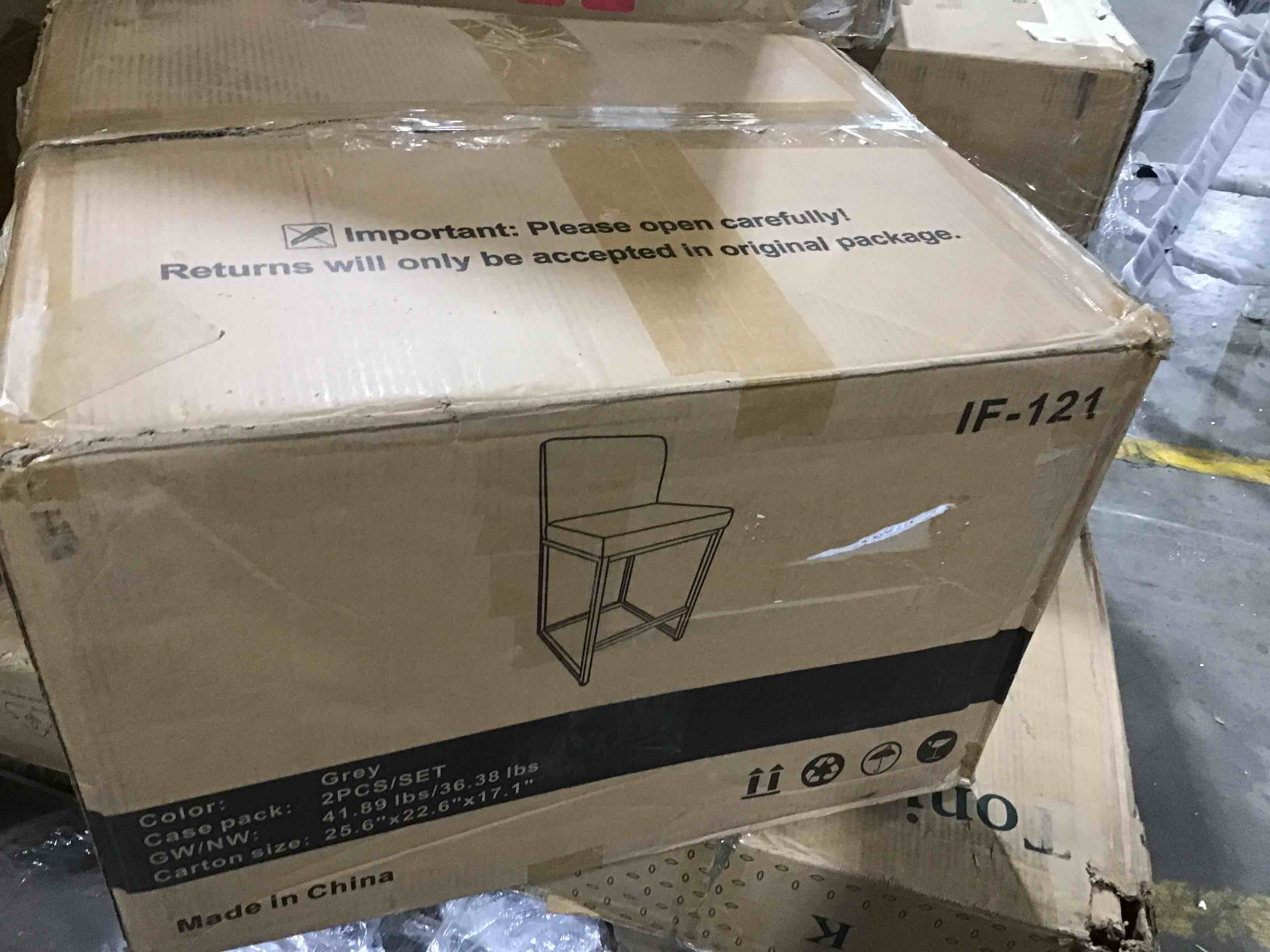 https://s3.amazonaws.com/lotting-images-prod/bidfta/BLU5605181_1701965667945.jpeg