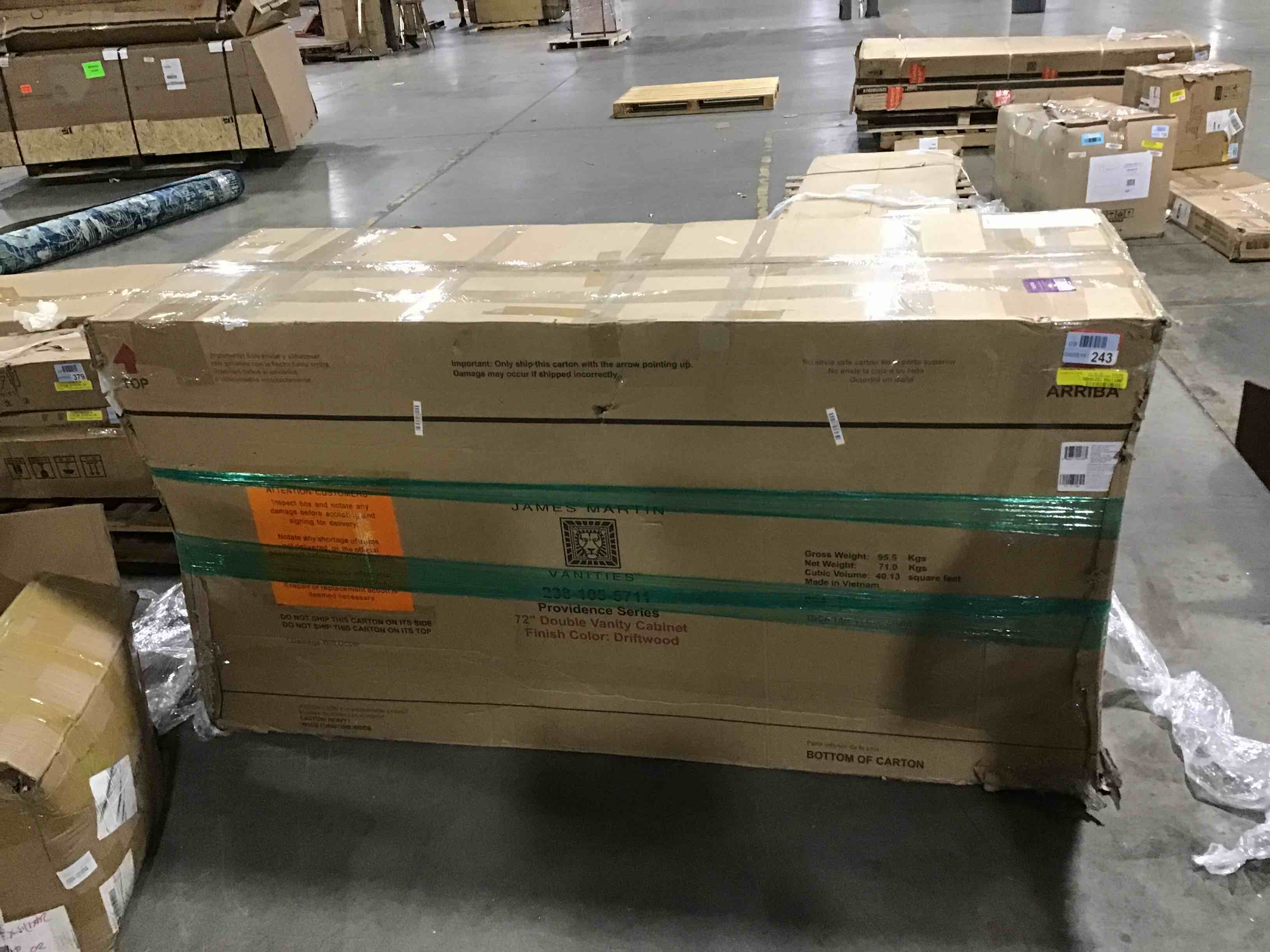 https://s3.amazonaws.com/lotting-images-prod/bidfta/BLU5606012_1700660769504.jpeg
