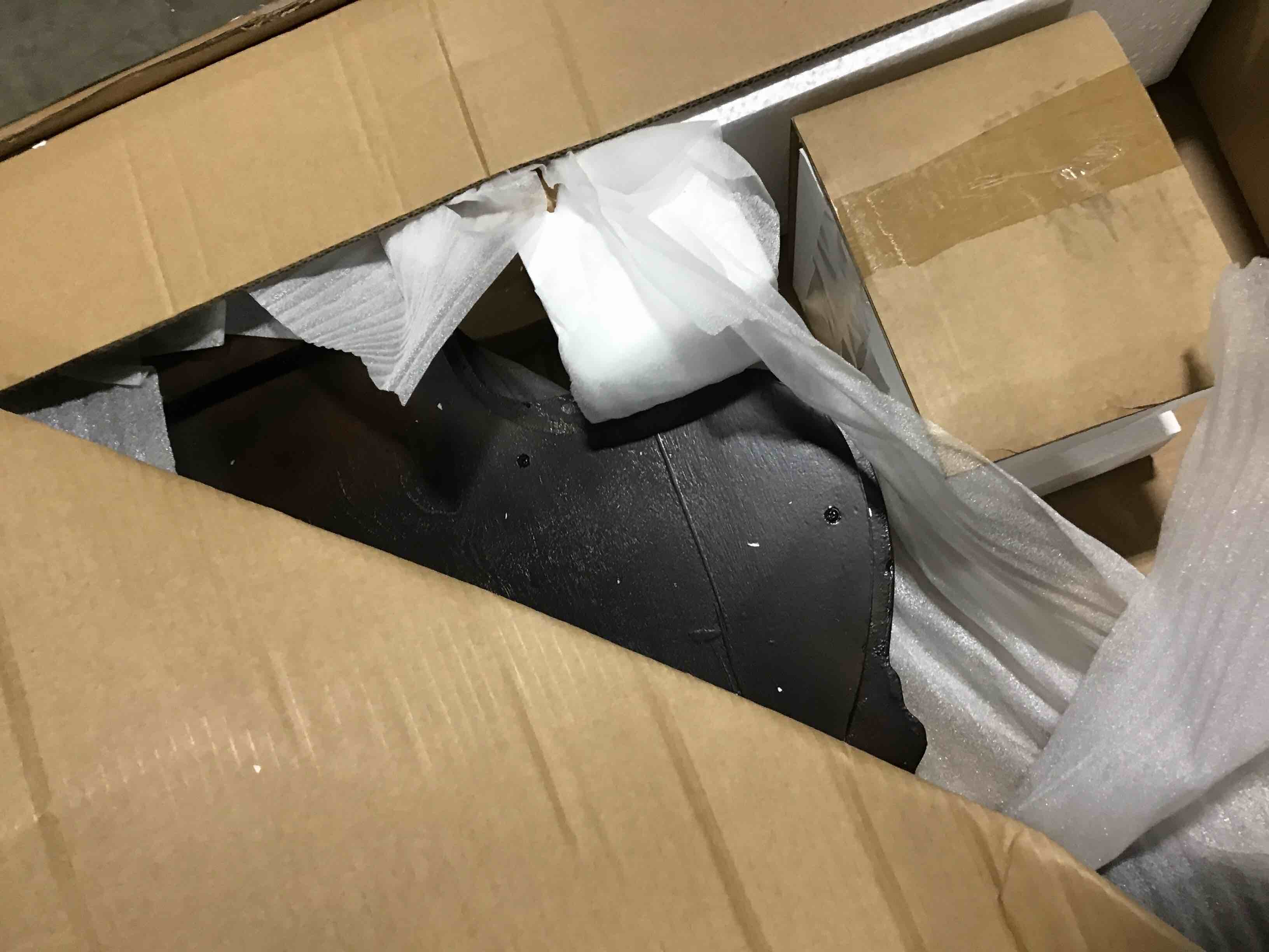 https://s3.amazonaws.com/lotting-images-prod/bidfta/BLU5606898_1701720965170.jpeg