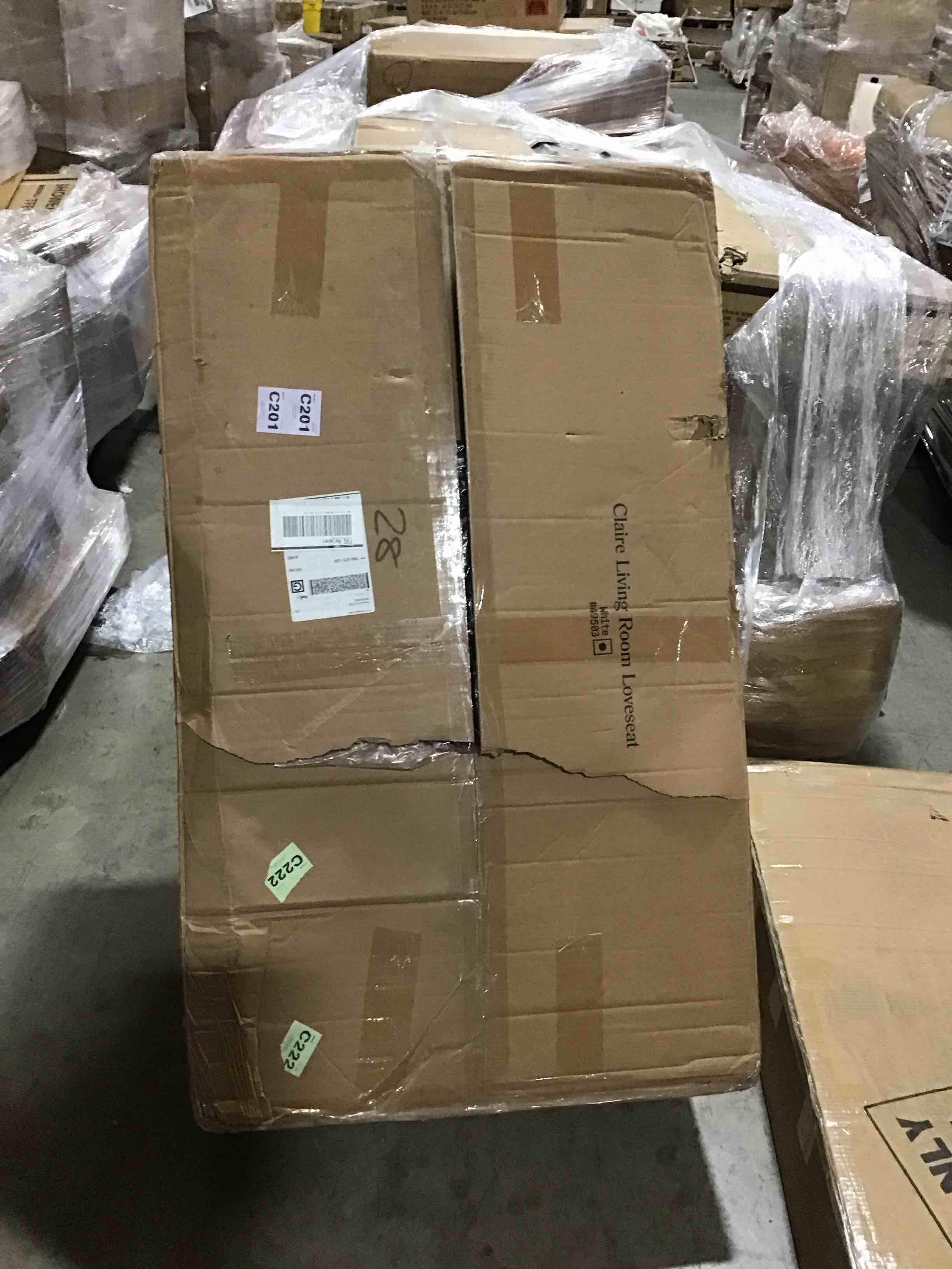 https://s3.amazonaws.com/lotting-images-prod/bidfta/BLU5607375_1702386505906.jpeg